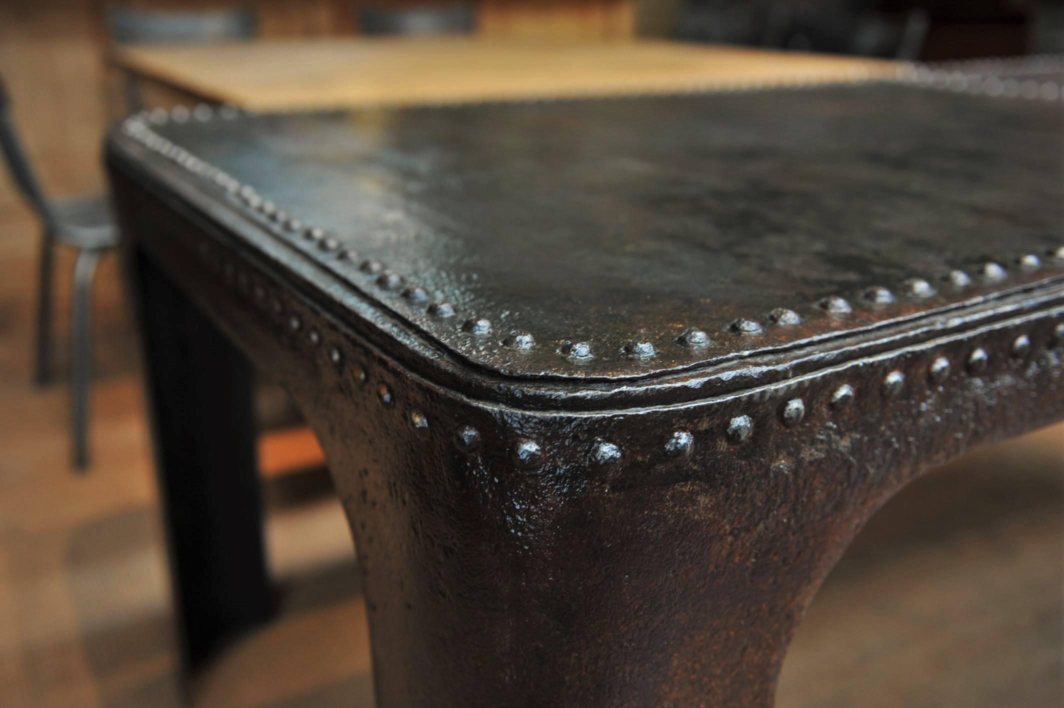 French Factory Riveted Iron Industrial Dining Table, 1900 In Good Condition In Roubaix, FR
