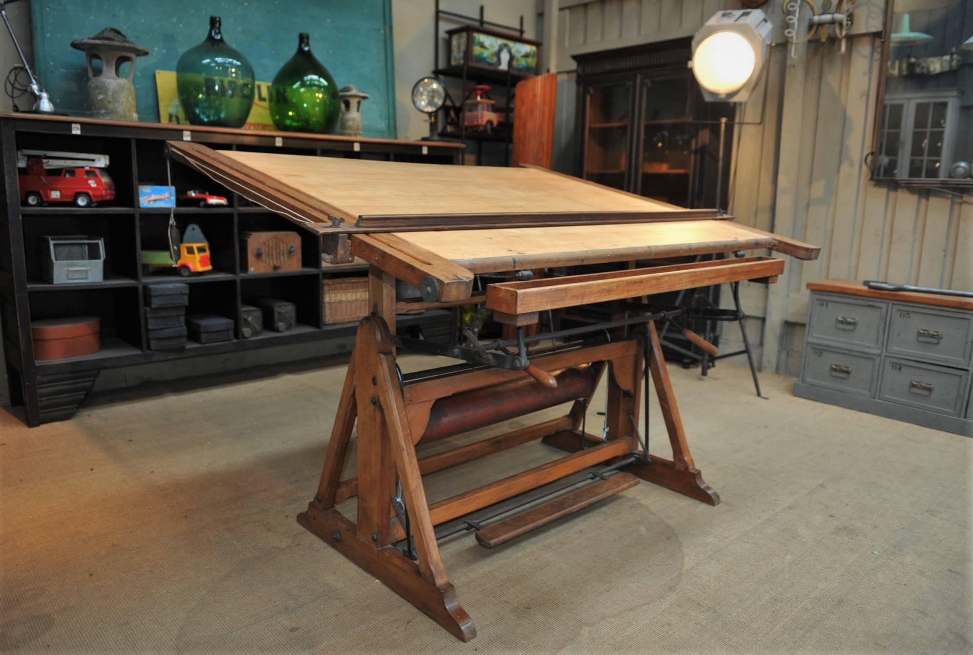 Early 20th Century French Adjustable Architect's Drafting Table, 1900s