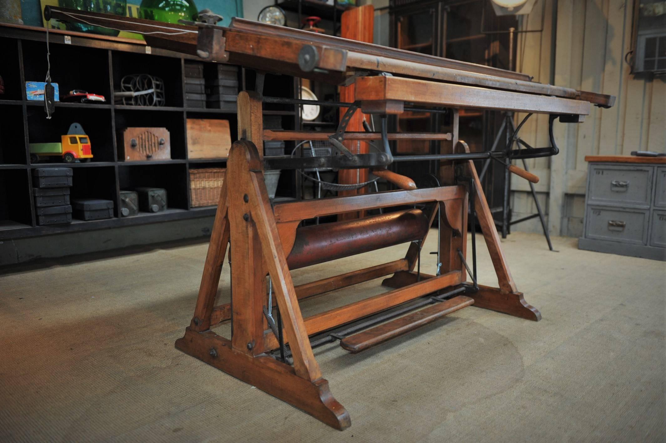 French Adjustable Architect's Drafting Table, 1900s In Excellent Condition In Roubaix, FR