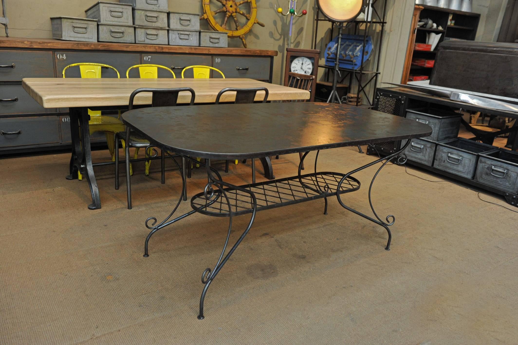 French garden table 1940s iron table, Polished and varnish finish (for indoor use).