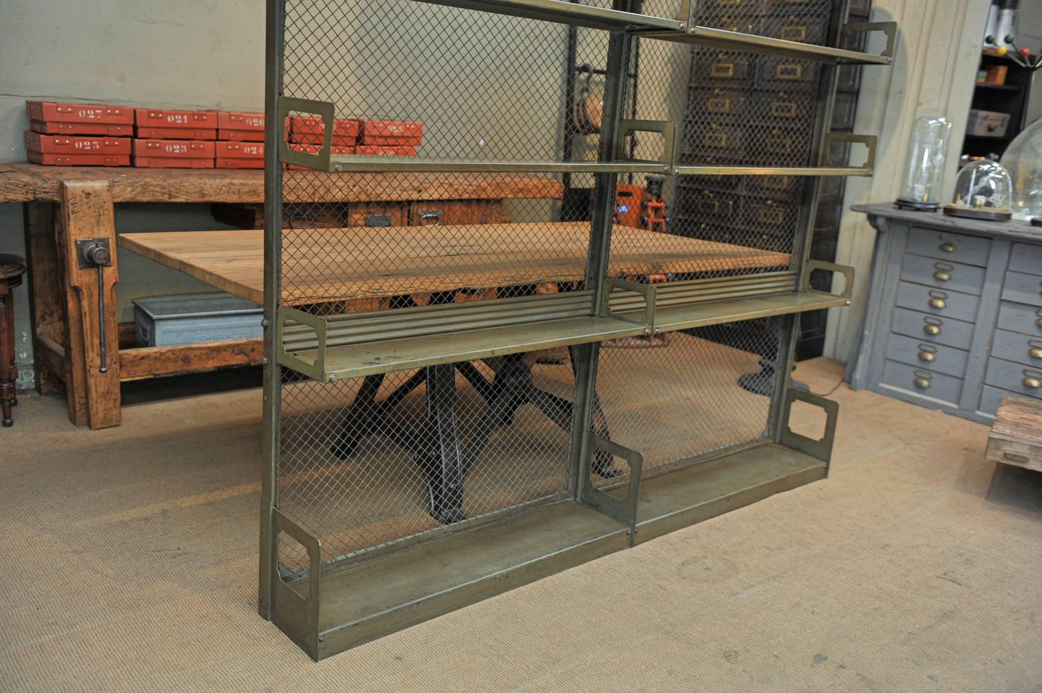 Strafor French Five-Tier Iron Shelf, circa 1920 In Excellent Condition In Roubaix, FR