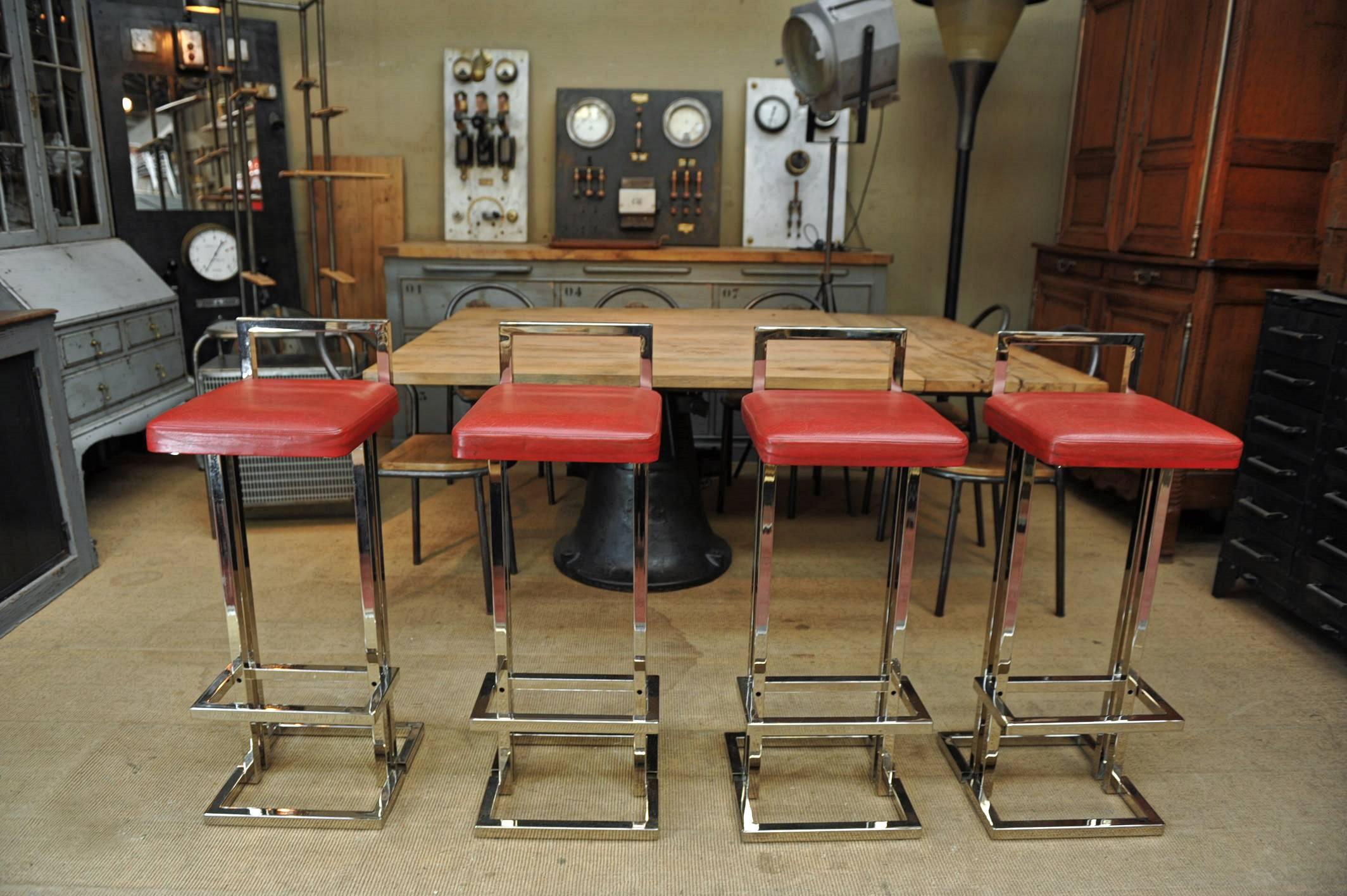 Set of four Leather and Chromed Bar Stools, Maison Jansen, France, 1980s In Good Condition In Roubaix, FR