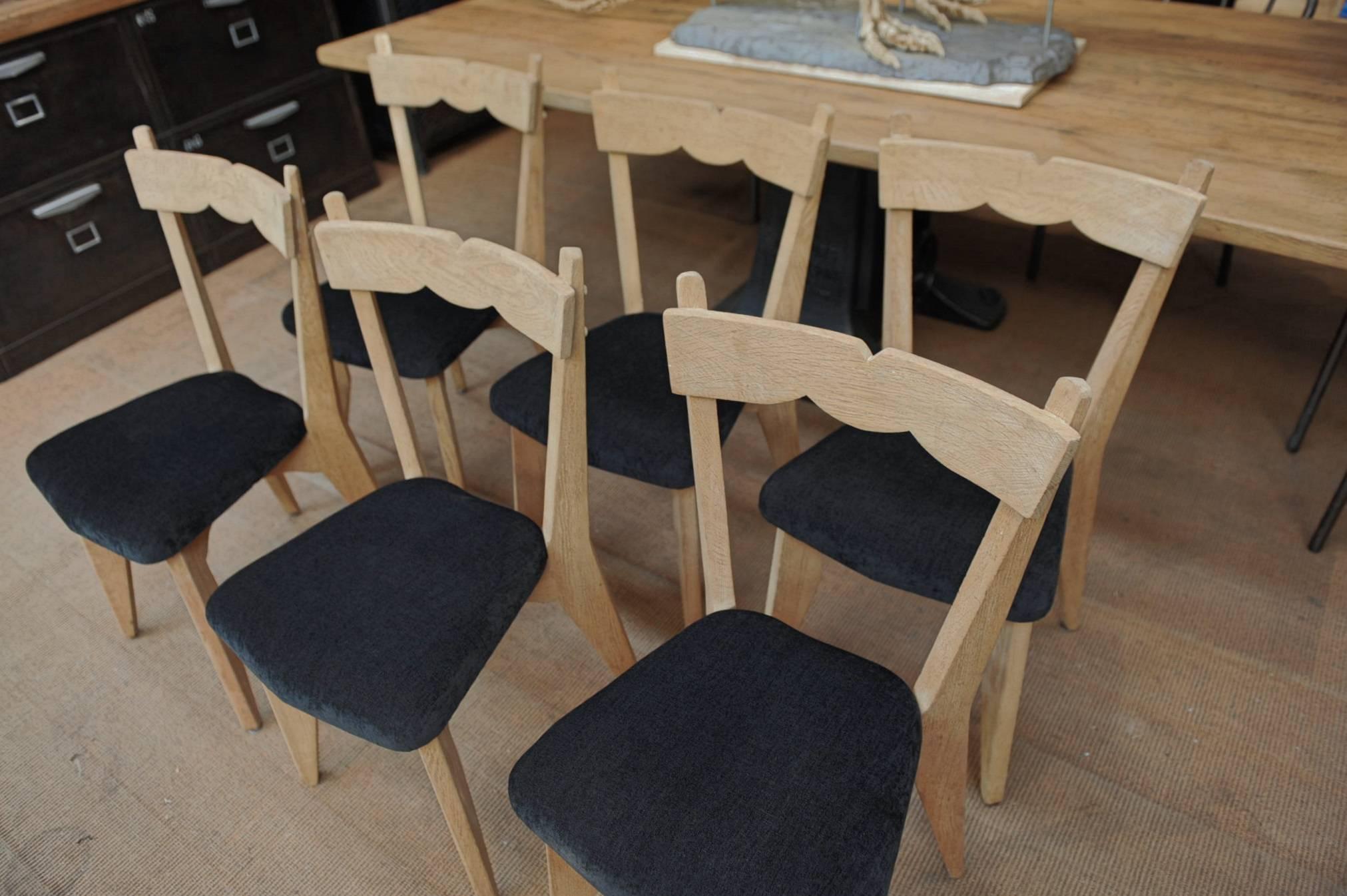 Mid-Century Modern Guillerme & Chambron Set of Six Dining Chairs in Oak and Fabric Reupholstered