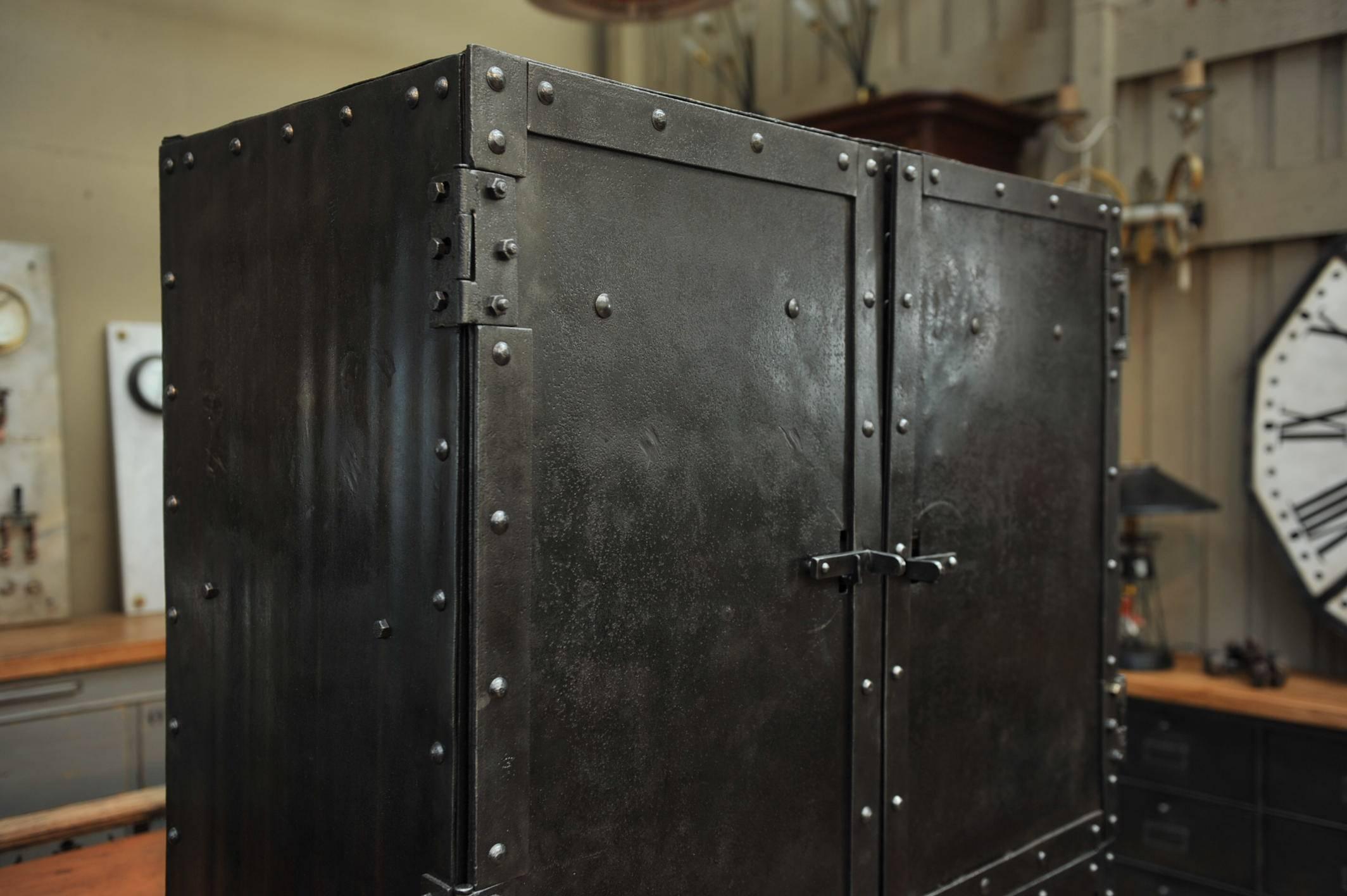 Exceptional Four-Doors Industrial Riveted Iron Cabinet on Wheels, circa 1900 3