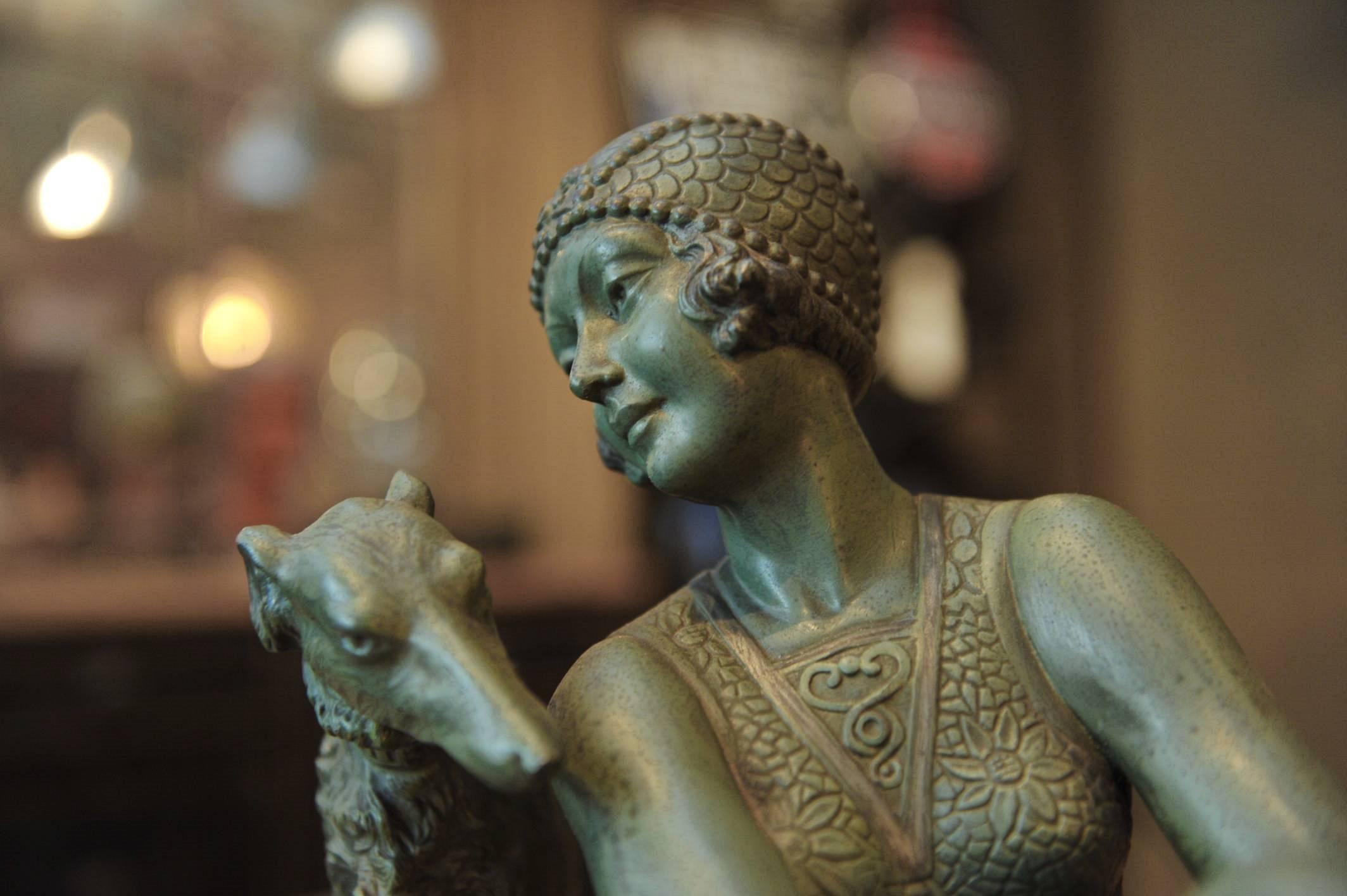 Art Deco Régule Sculpture Large Statue on Marble Base, circa 1930 1