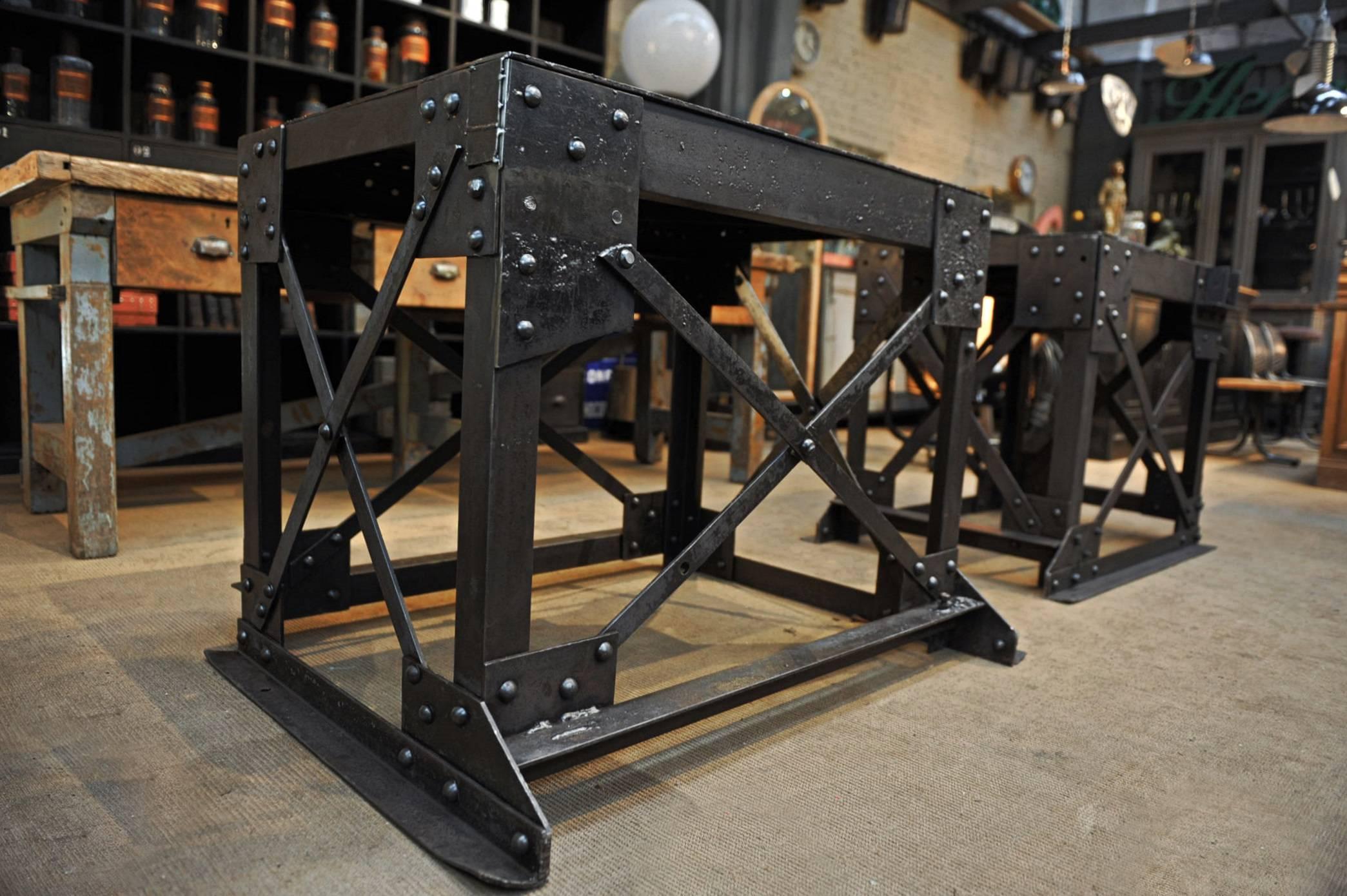 Pair of Factory Industrial iron Console Tables 1920s In Good Condition In Roubaix, FR