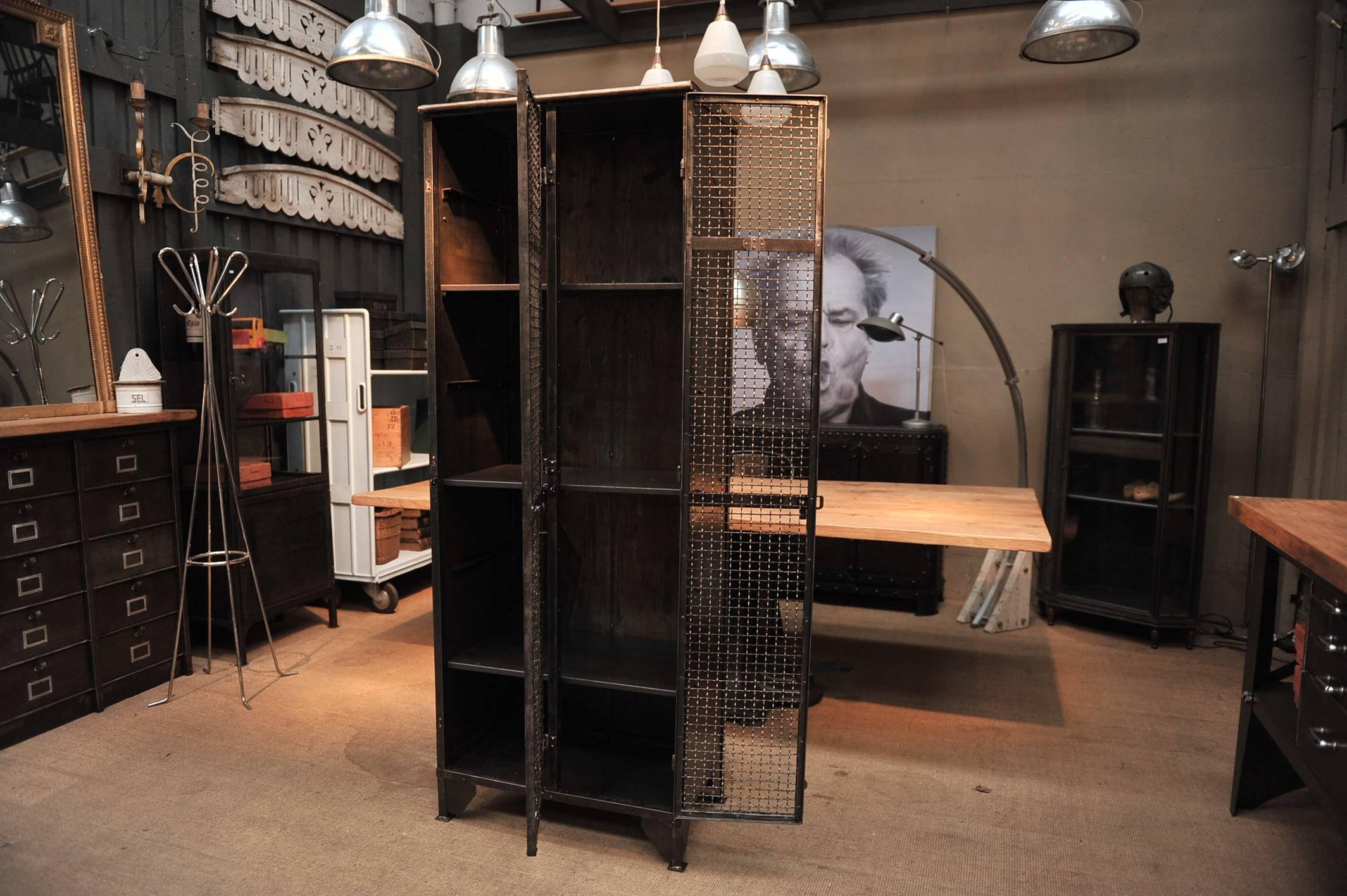 Industrial 1900s French Iron Bookcase or Cabinet with Two Mesh Doors 2