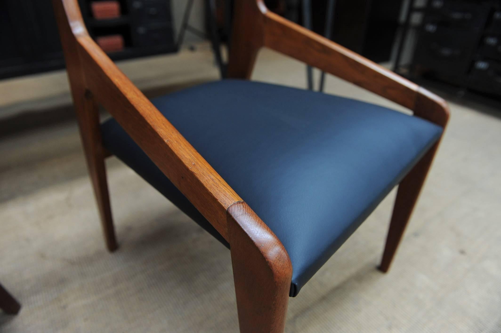 Danish Set of Six Scandinavian Design Oak Chairs Black Leather Seat, circa 1960