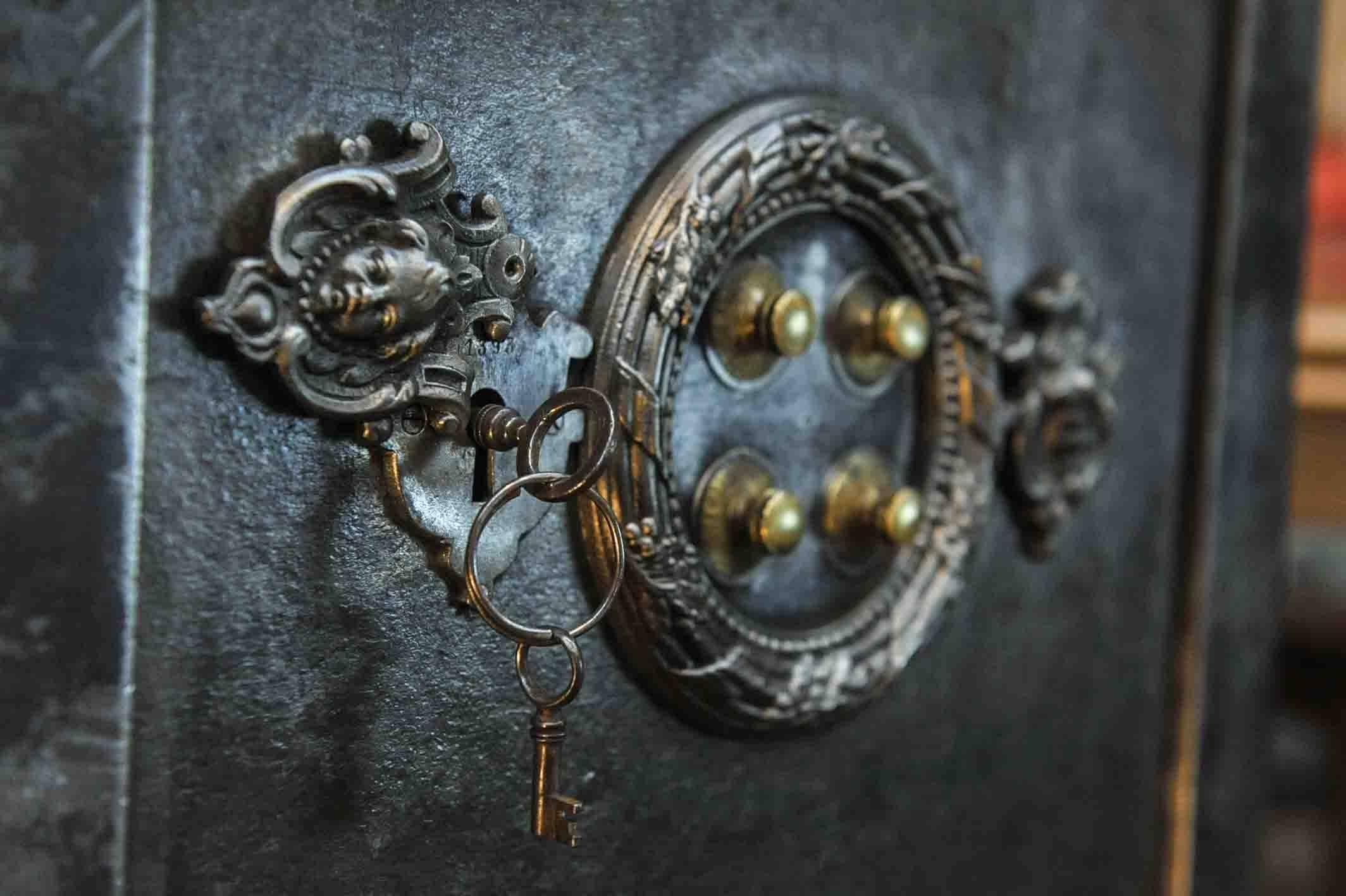 19th Century Iron and Wood Safe from Petitjean Paris with All Keys 2