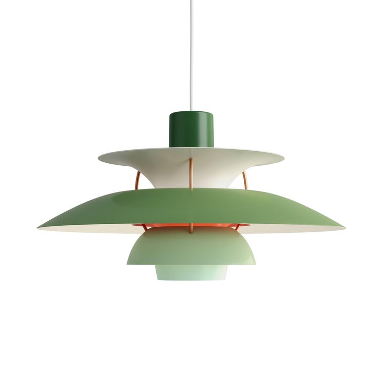 Poul Henningsen PH 5 Pendant for Louis Poulsen in Orange In Excellent Condition For Sale In Glendale, CA