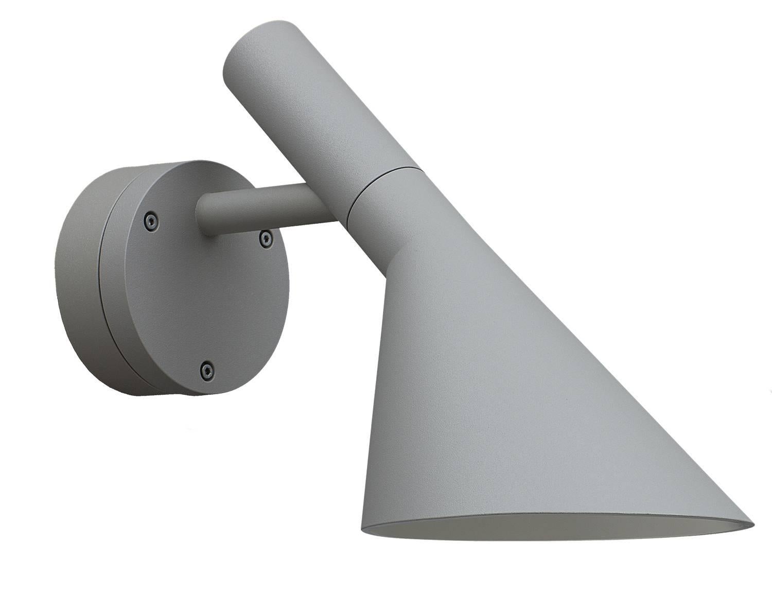 Arne Jacobsen AJ 50 Outdoor Wall Light for Louis Poulsen in White In New Condition For Sale In Glendale, CA