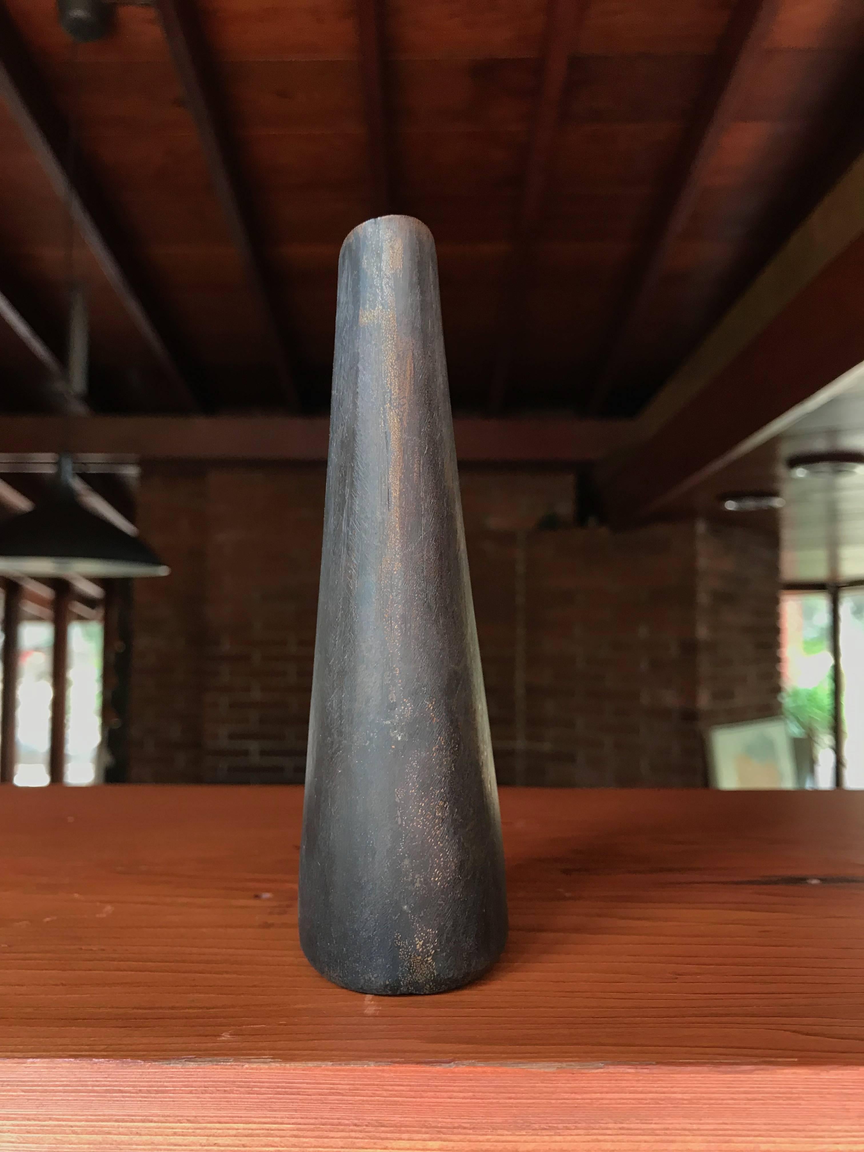Lucidato Vaso in ottone Carl Auböck modello #7235 in vendita