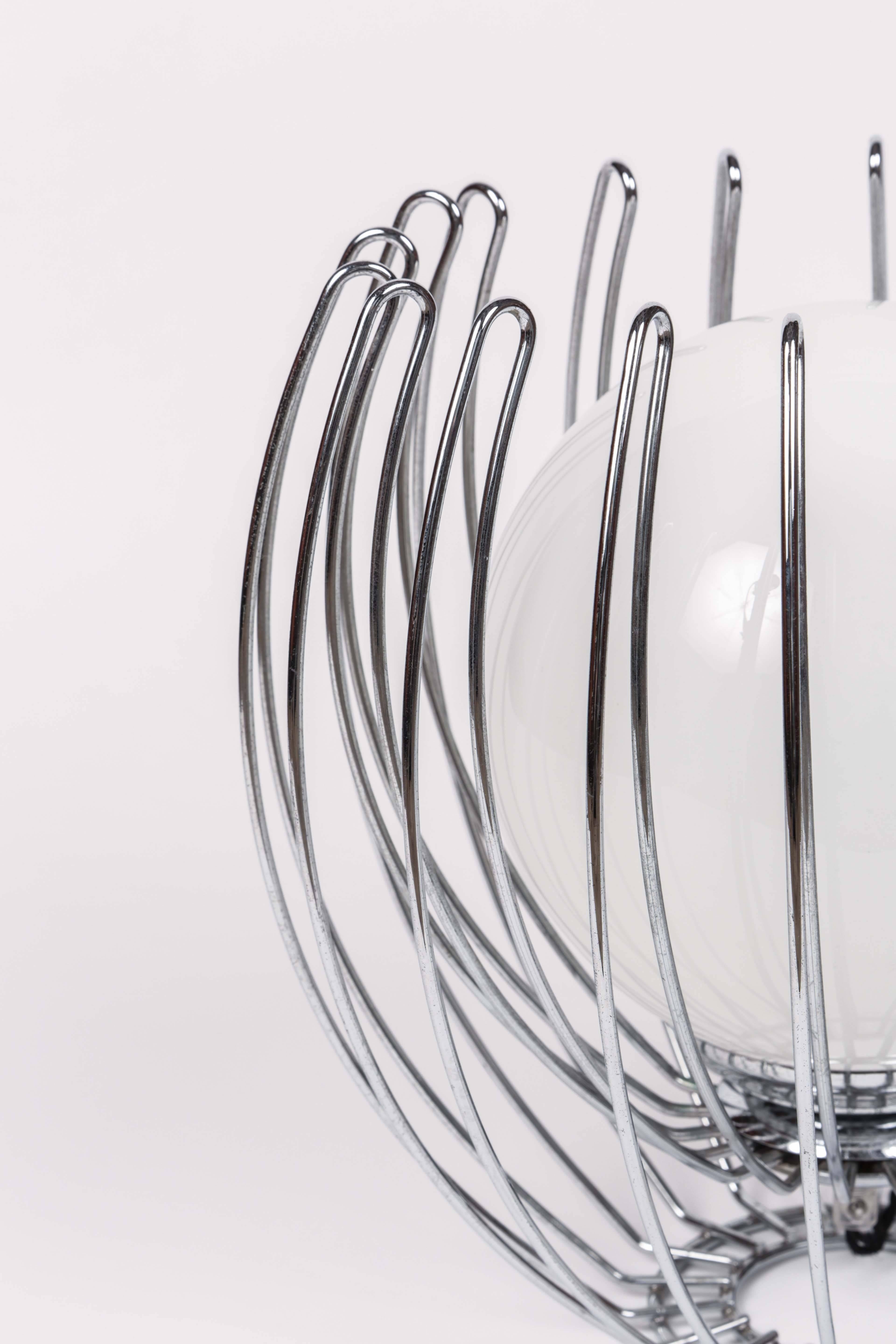 Lampe de table italienne dans le style de Reggiani en vente 1