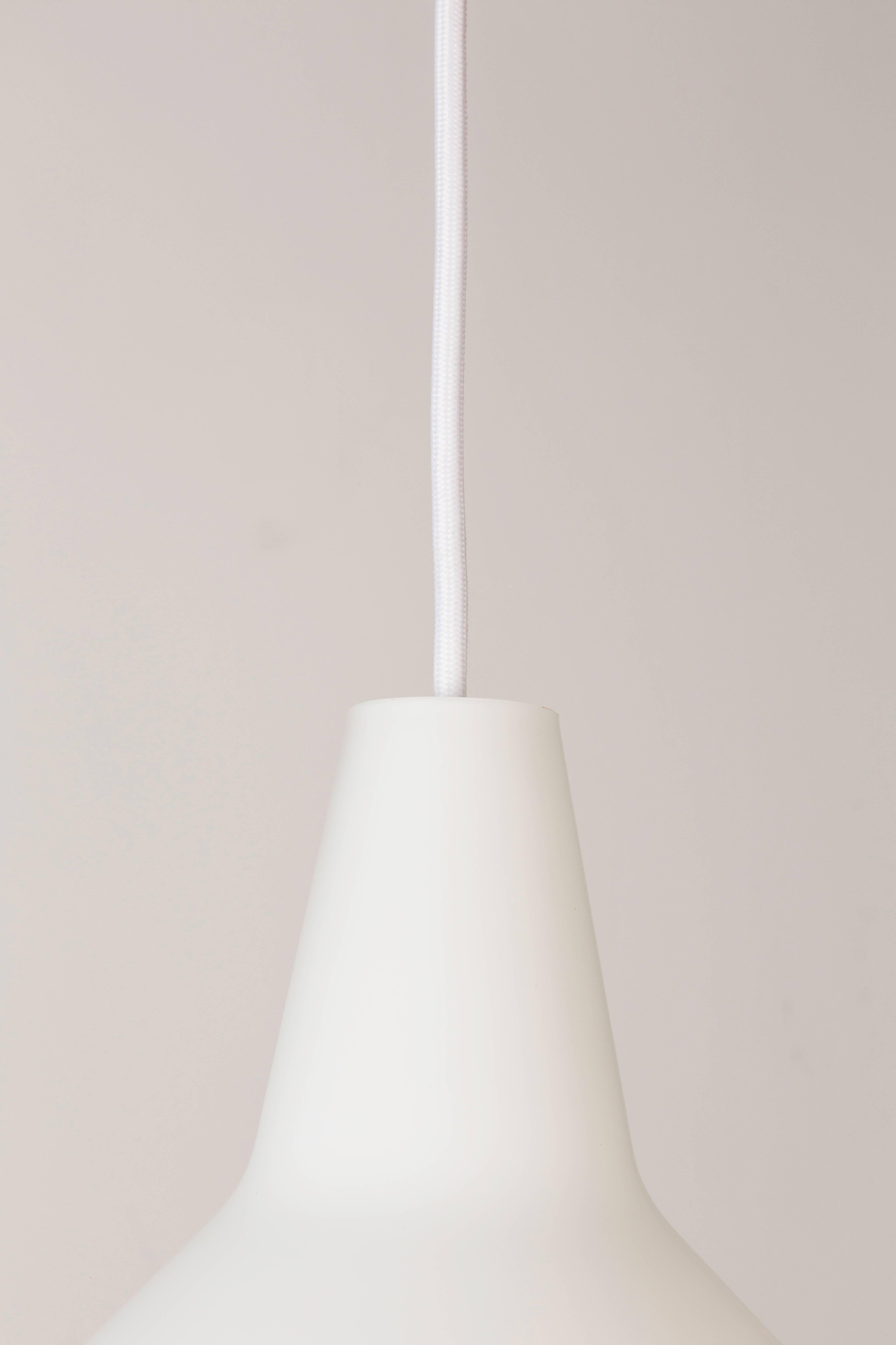 Lampes à suspension Onion en verre peint Lisa Johansson-Pape pour Innolux en vente 1