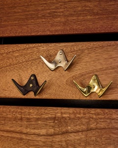 Wandhaken aus poliertem Messing, Carl Auböck, Modell Nr. 4995, Mid-Century Modern