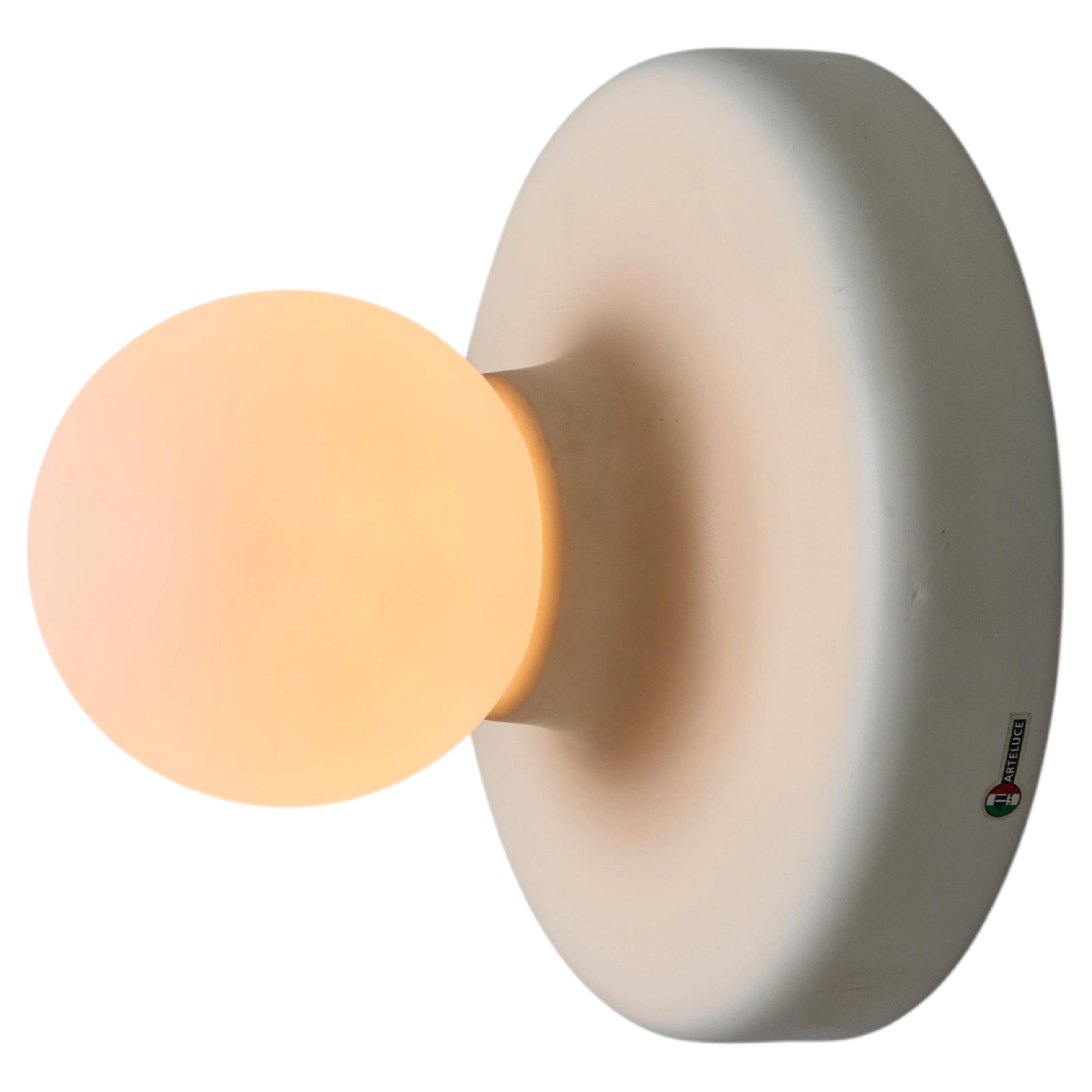 Gino Sarfatti Model #608 Wall or Ceiling lamp for Arteluce c. 1971