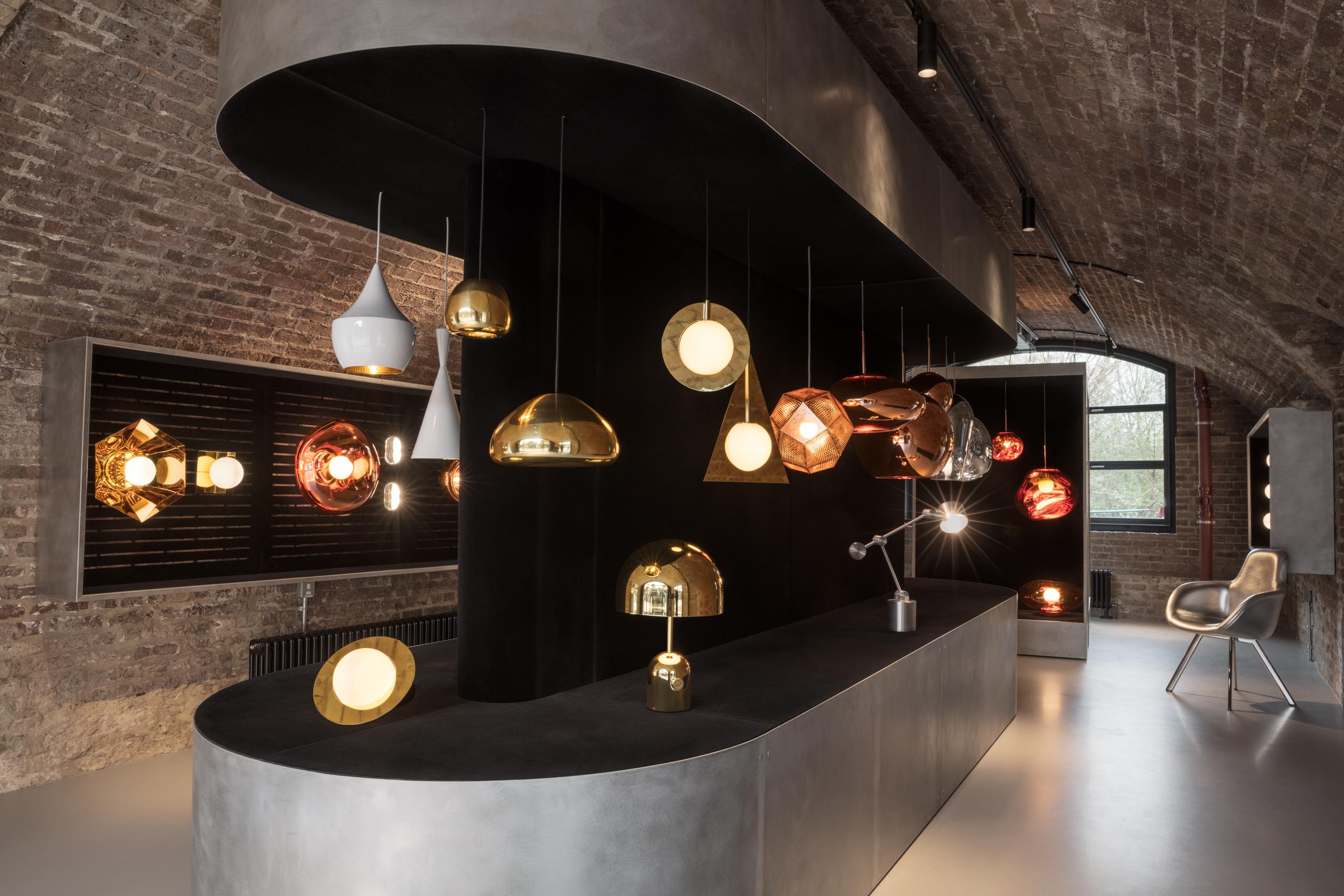 Pressato Ciondolo in ottone 'Beat Stout' di Tom Dixon in vendita