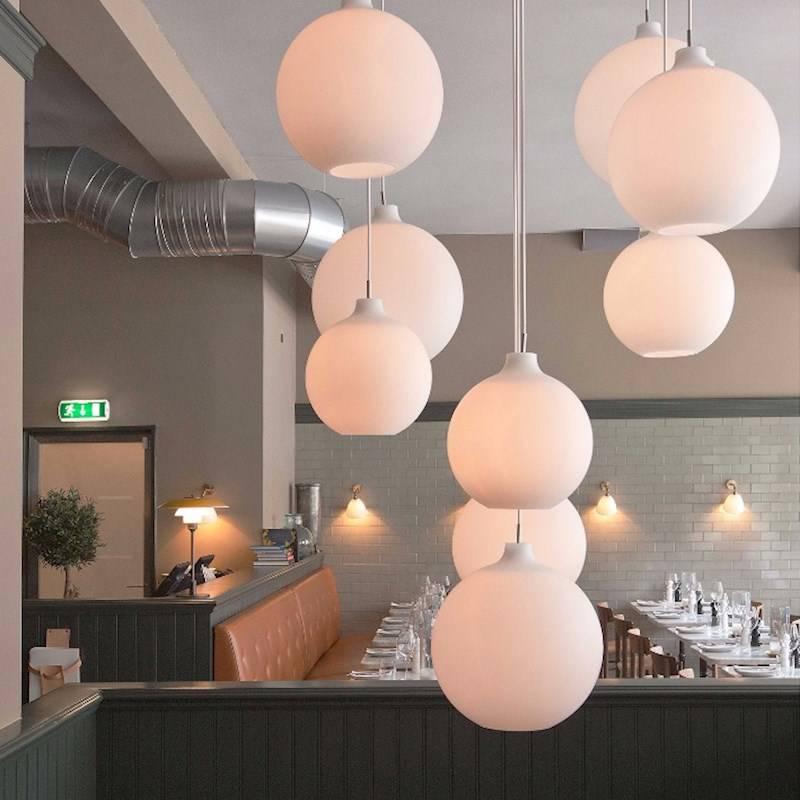 Danois Grand pendentif Satellite de Vilhelm Wohlert pour Louis Poulsen en vente