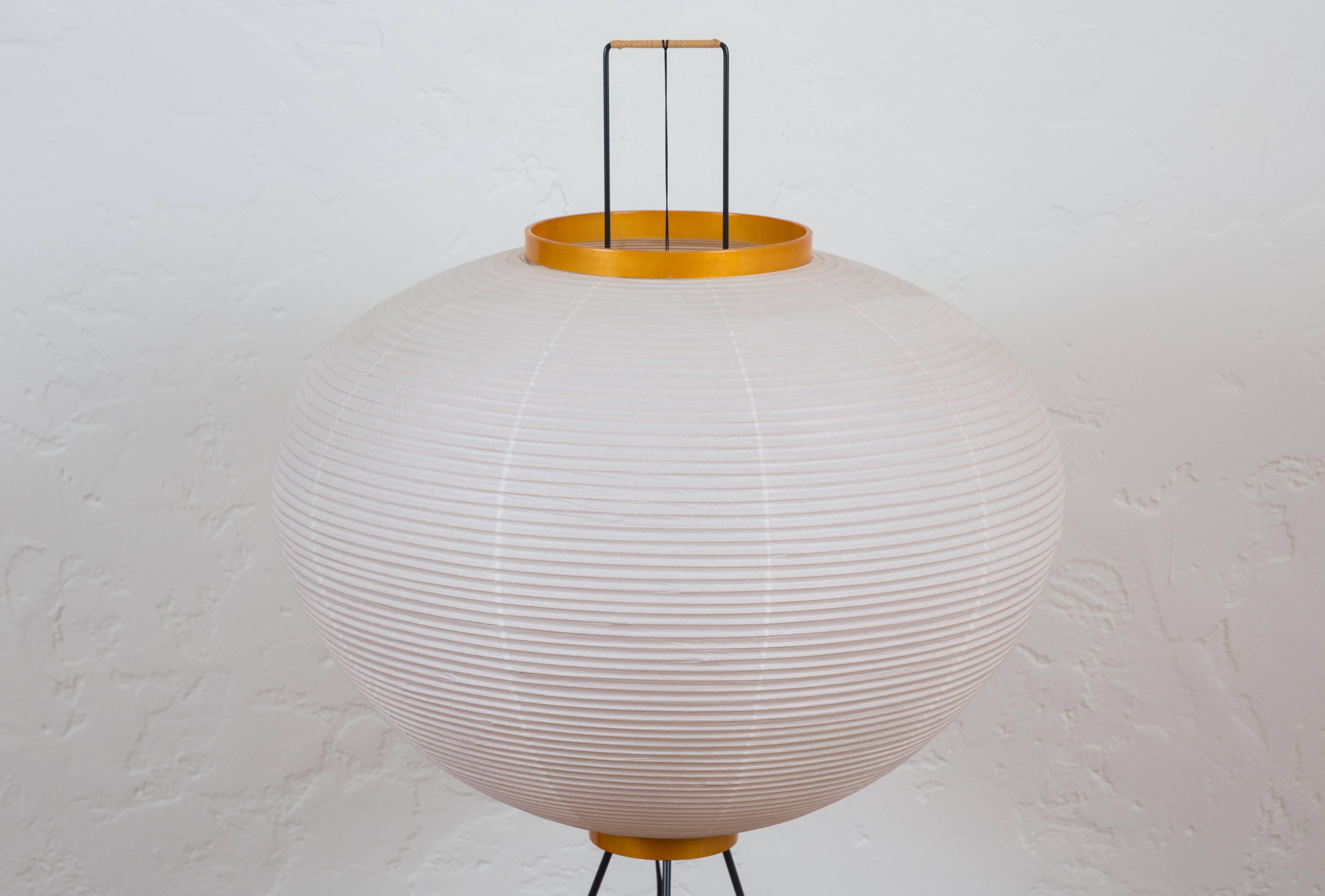 Japanese Isamu Noguchi Akari 10A Floor Lamp