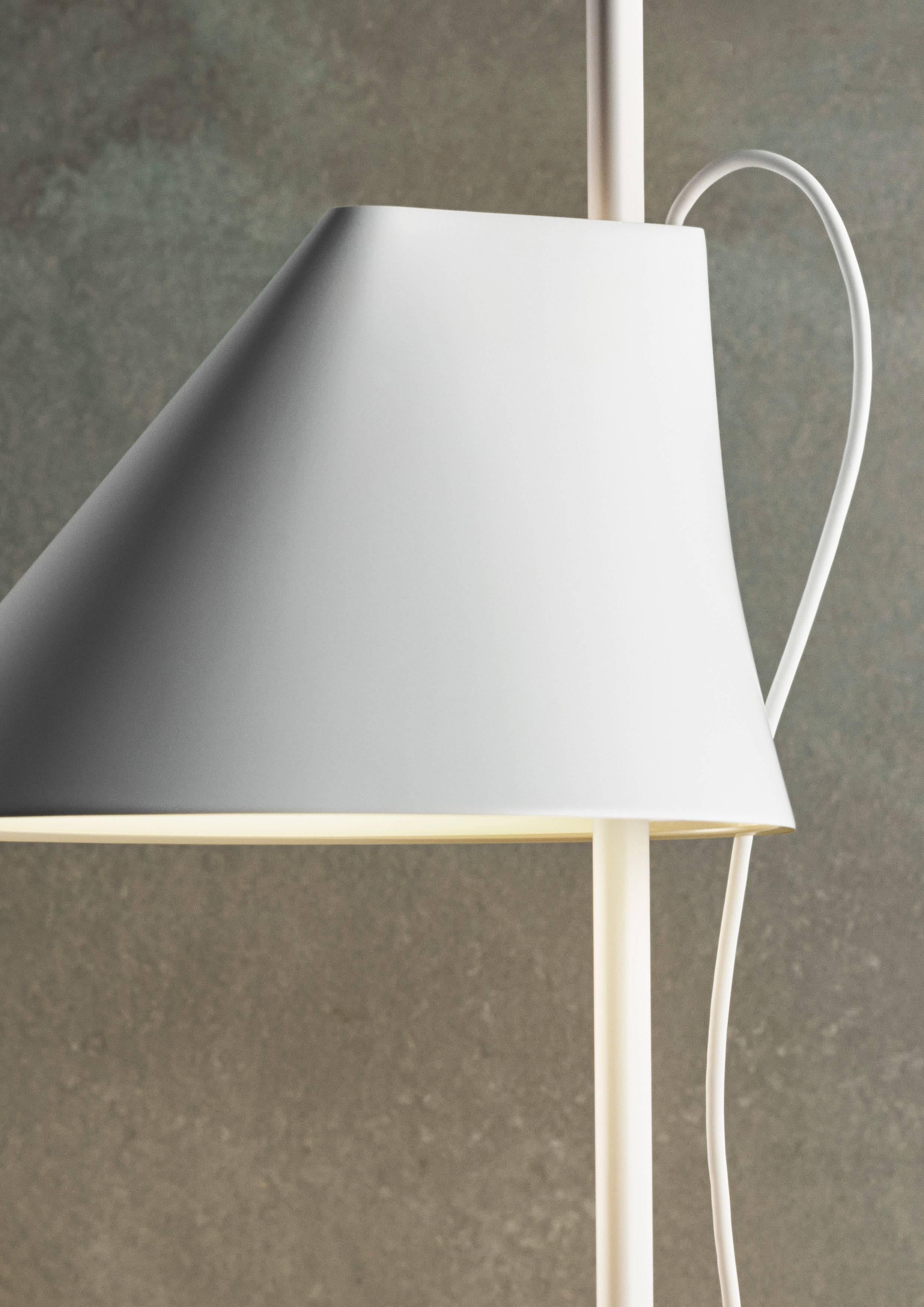 Scandinavian Modern Gamfratesi White 'Yuh' Table Lamp for Louis Poulsen For Sale