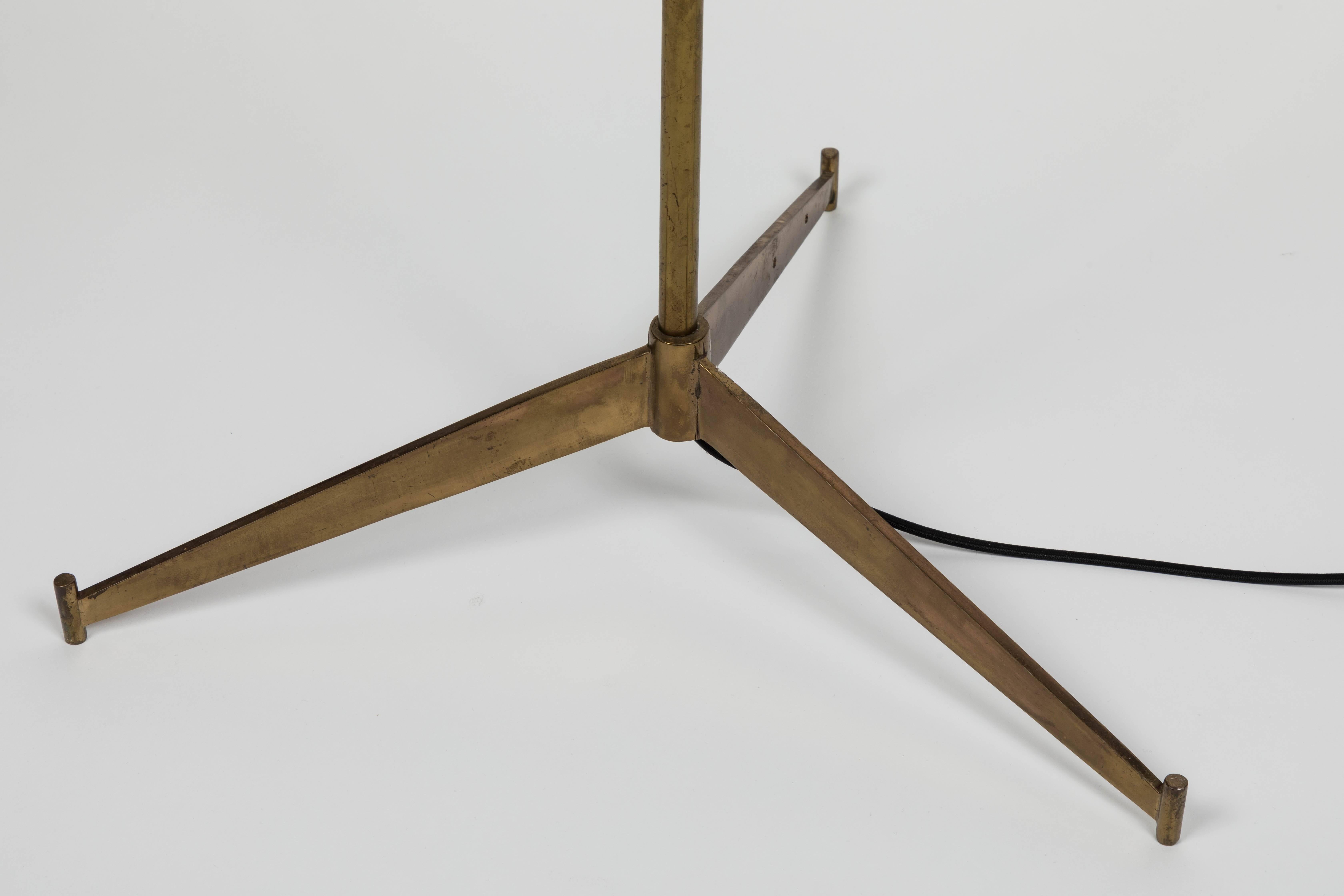 Rare 1954 Paul McCobb E-11 Floor Lamp for Directional In Good Condition In Glendale, CA
