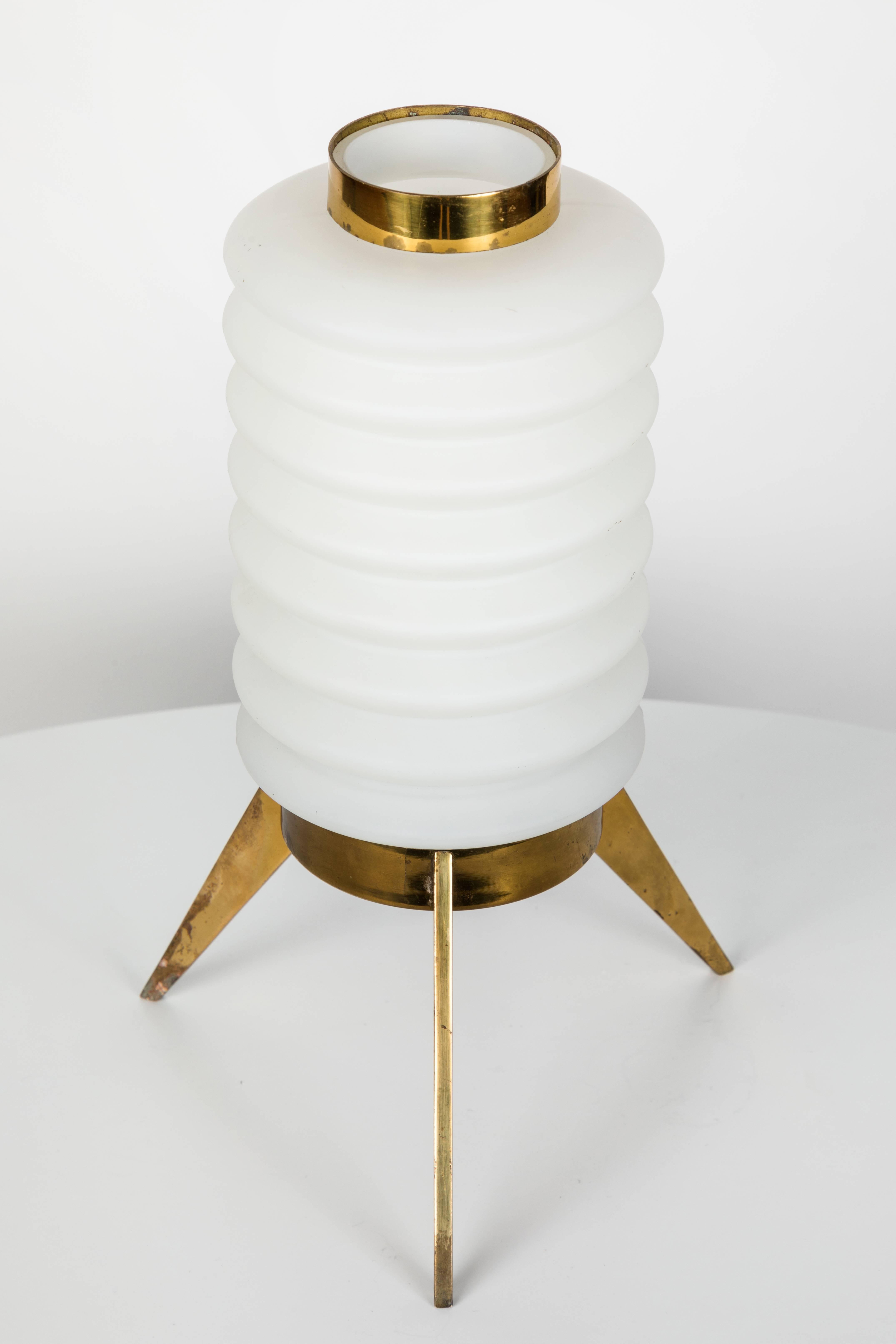 1950s Angelo Lelli Glass and Brass Tripod Table Lamp for Arredoluce In Good Condition In Glendale, CA