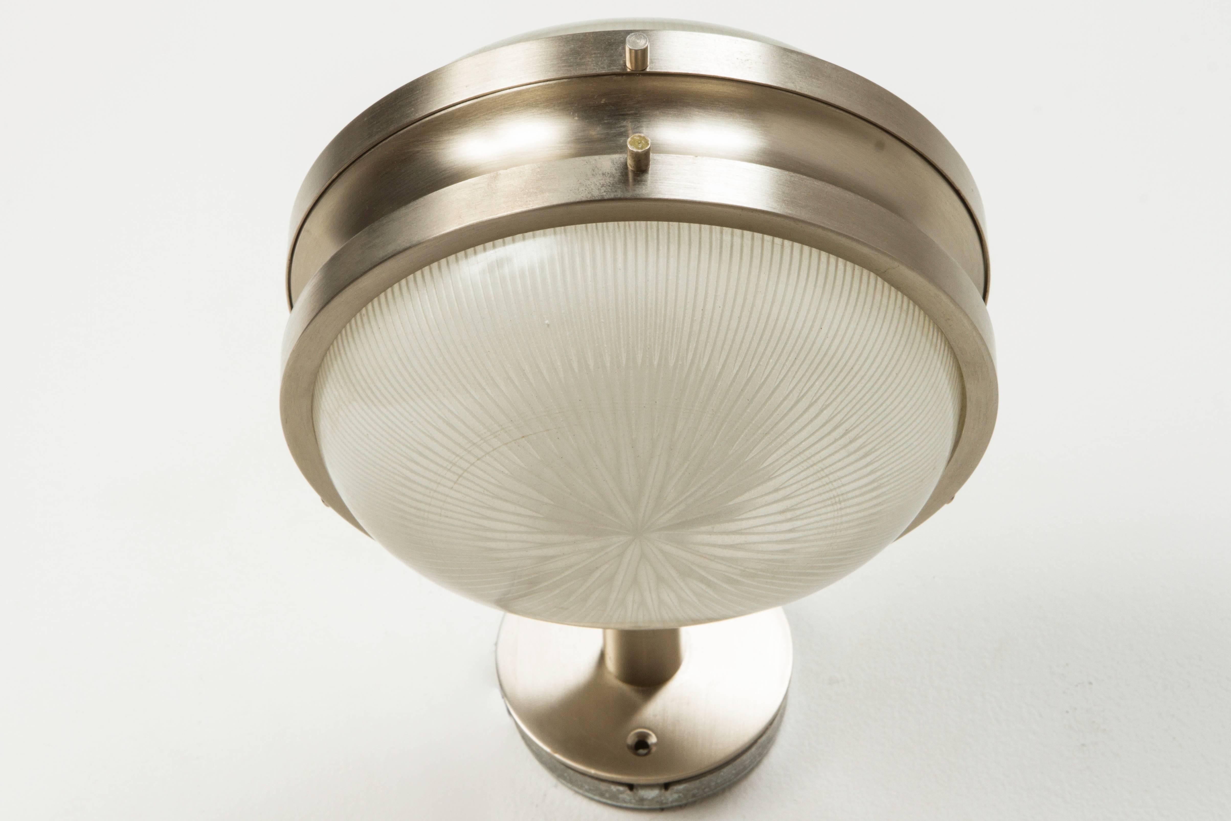 1960s Sergio Mazza 'Gamma' Sconce for Artemide In Good Condition For Sale In Glendale, CA