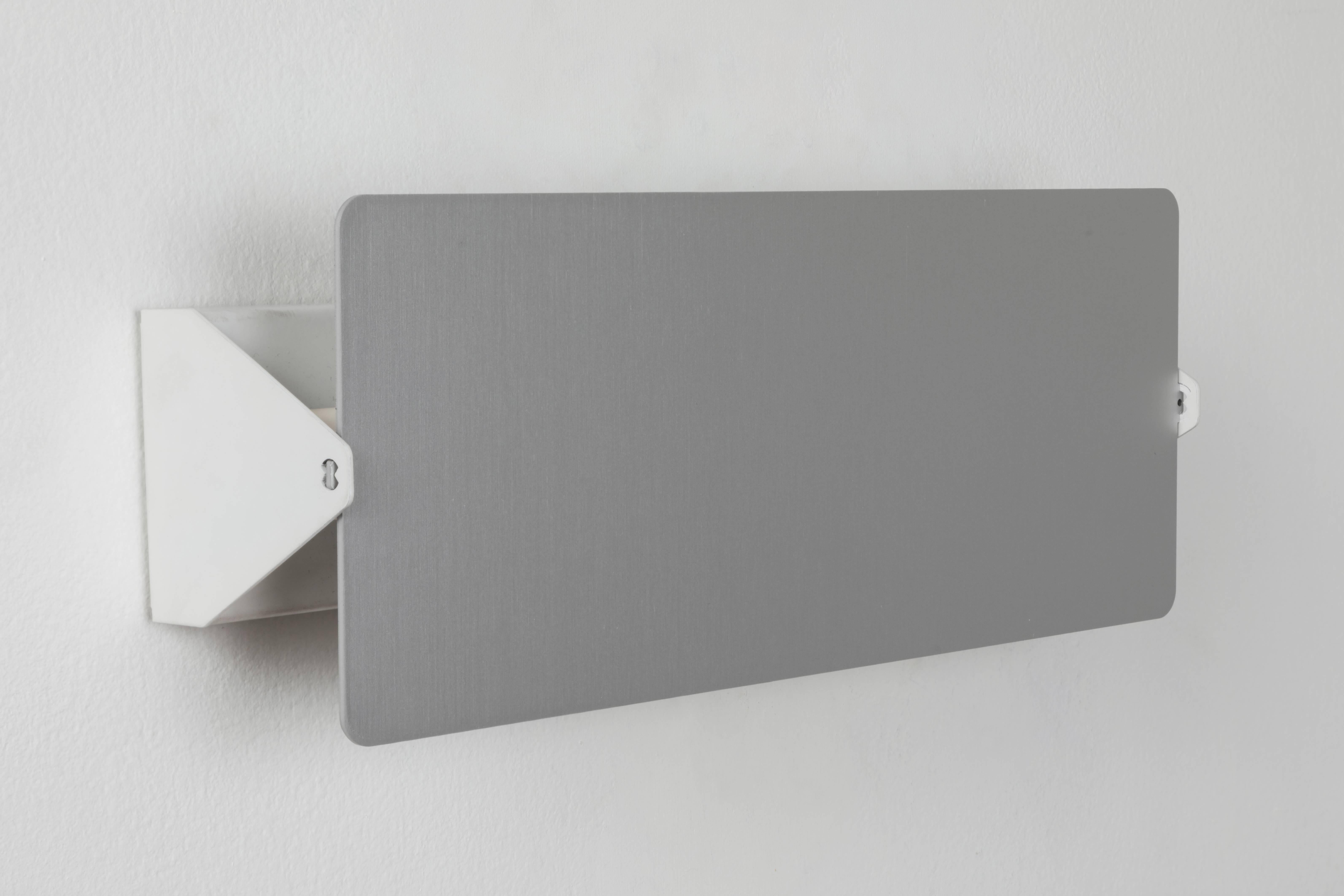 Charlotte Perriand 'Applique À Volet Pivotant Double' Wall Light in Aluminum For Sale 2