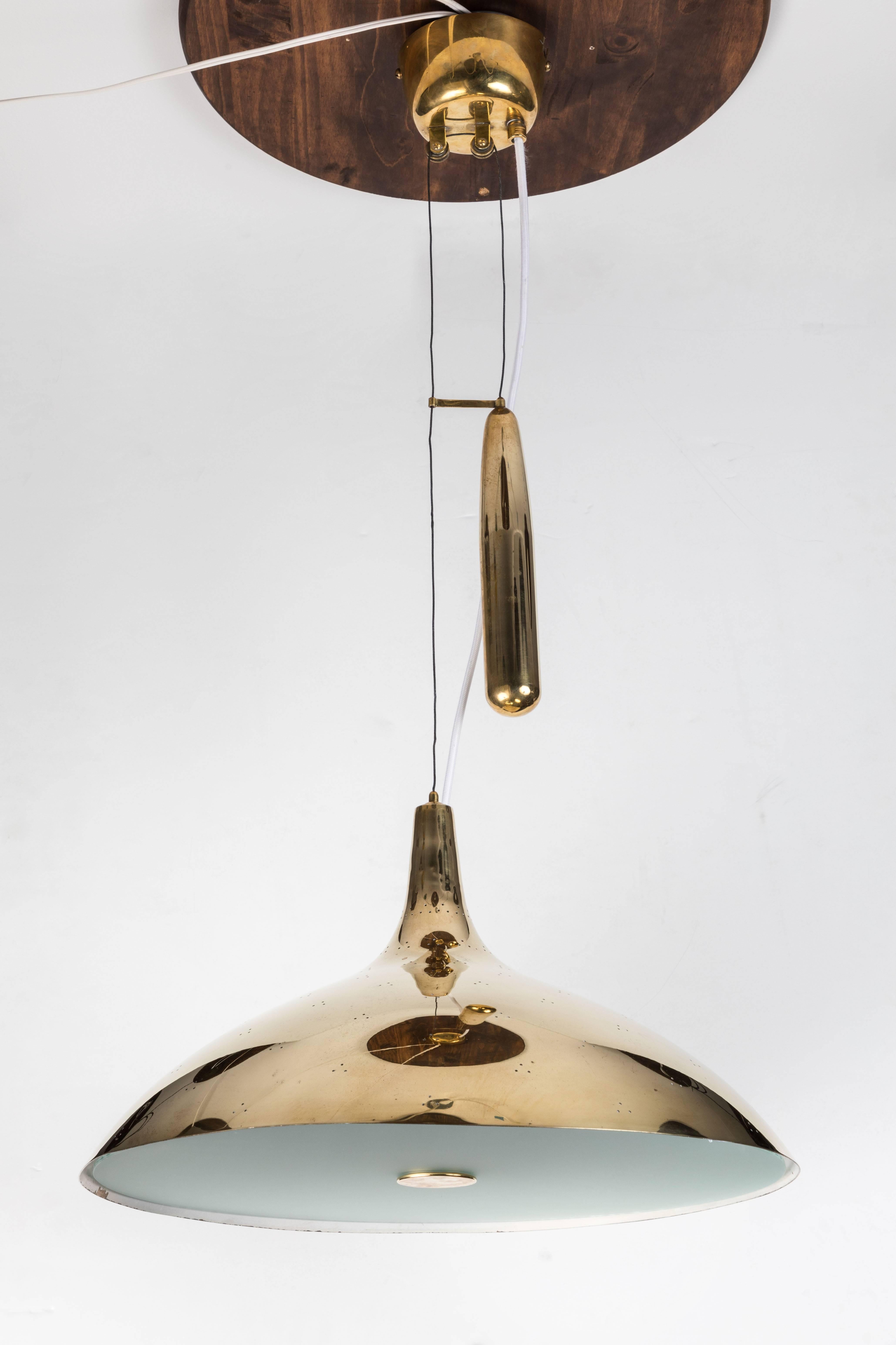 Paavo Tynell Brass Counterweight Chandelier for Taito Oy In Excellent Condition In Glendale, CA