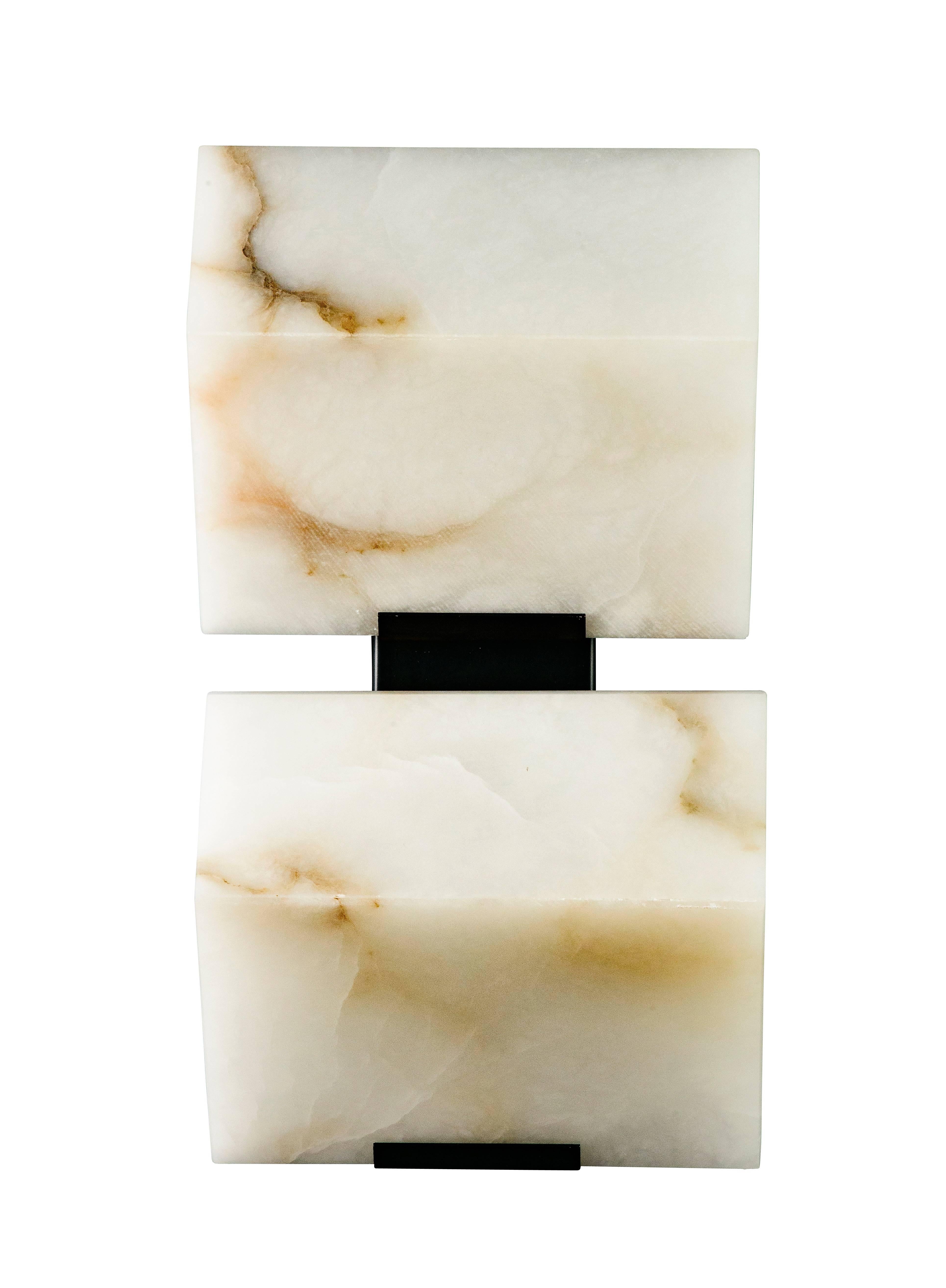 Poudré Grande applique Block Double modèle n° 230 en albâtre à la manière de Pierre Chareau en vente
