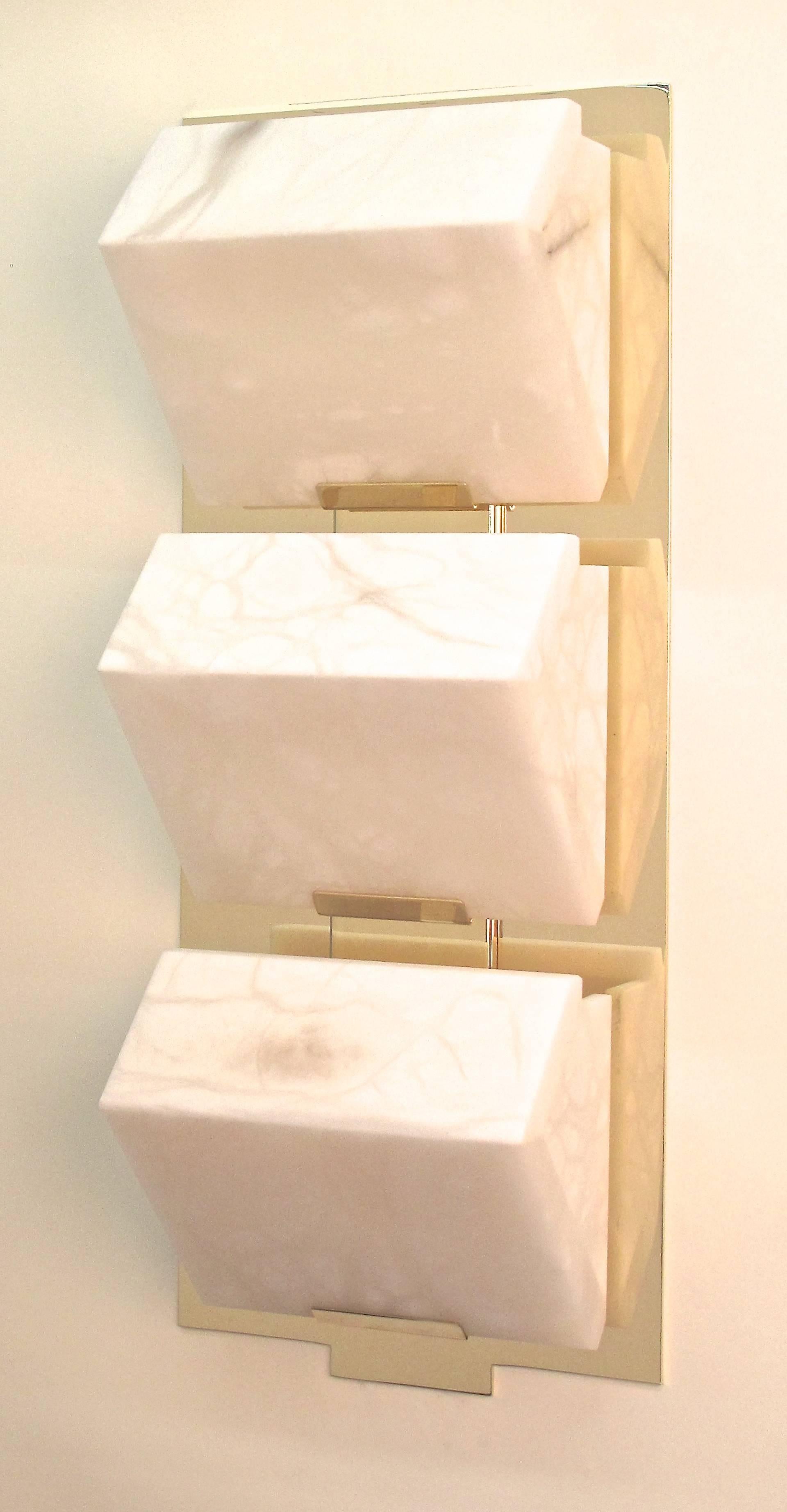 Großer „Dreifacher Block“-Wandleuchter Modell #230 aus Alabaster in der Art von Pierre Chareau im Angebot 5