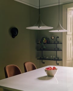 Lampada da parete Greta Magnusson Grossman Cobra di Gubi, metallo, finitura nera