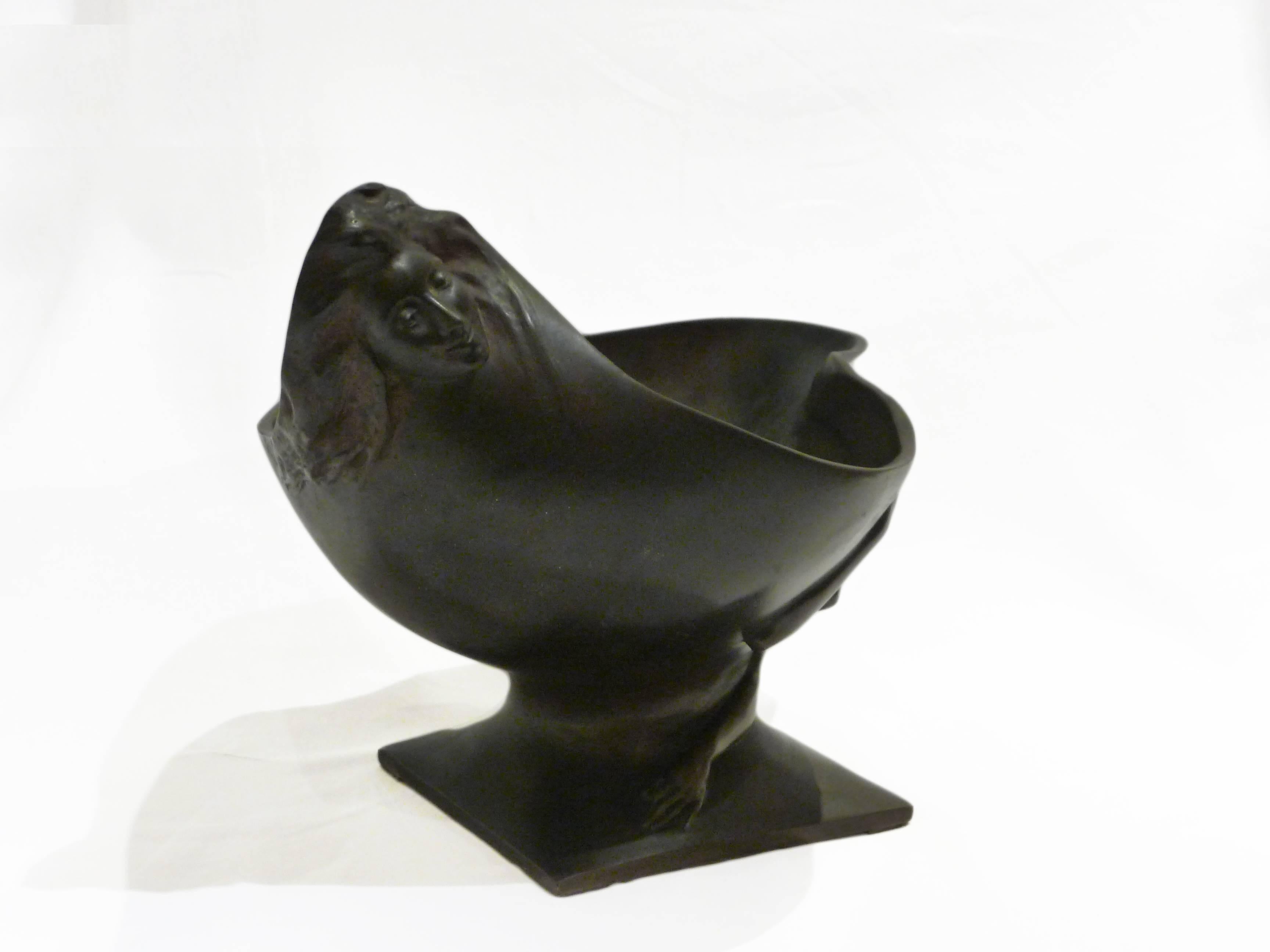Late 19th Century Georges Engrand, an Art Nouveau Patinated Bronze Bowl, Signed For Sale