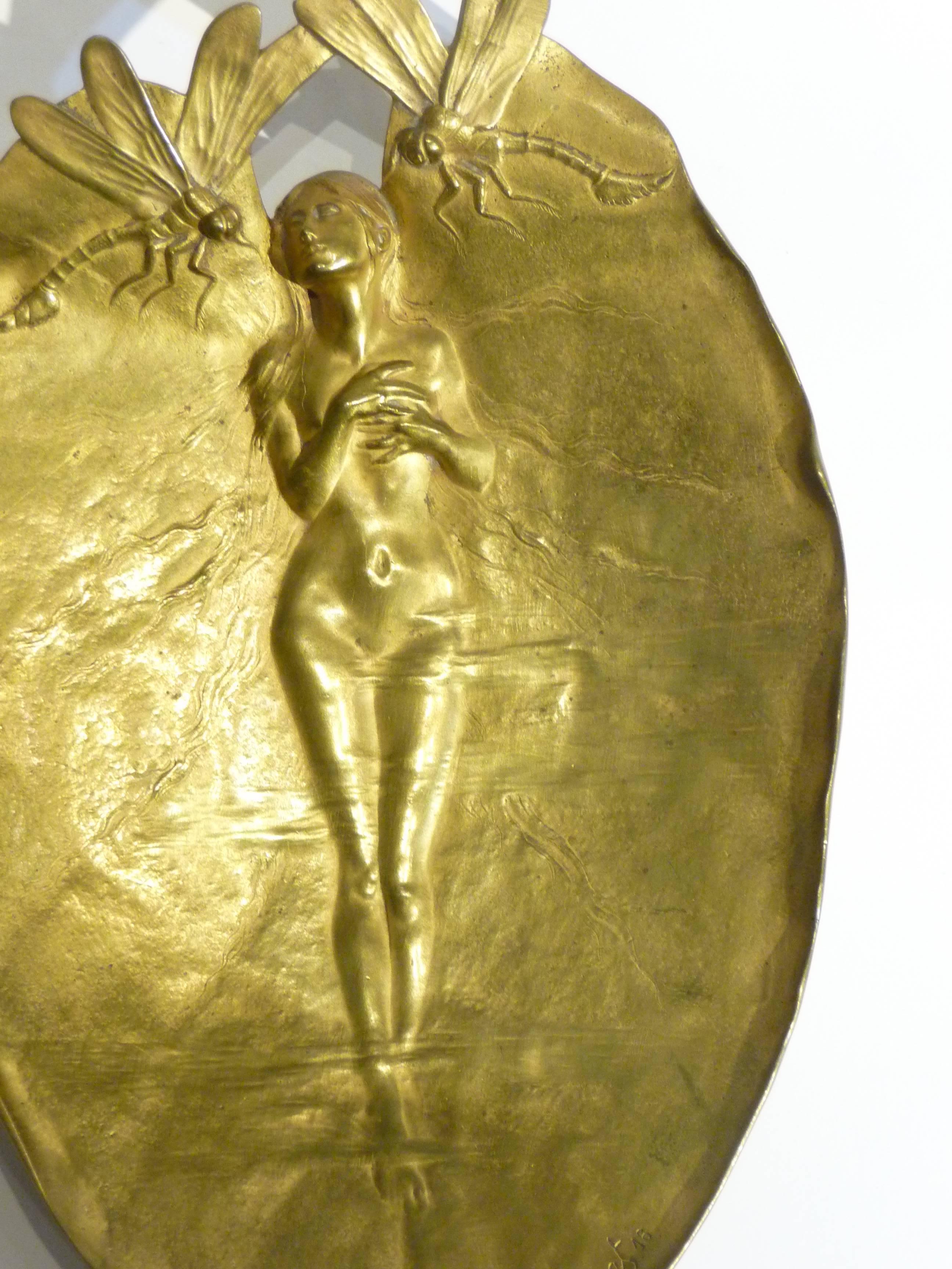 Gustave-Joseph Cheret, an Art Nouveau Gilt Bronze Vide-Poche, Signed In Good Condition For Sale In Monte Carlo, MC