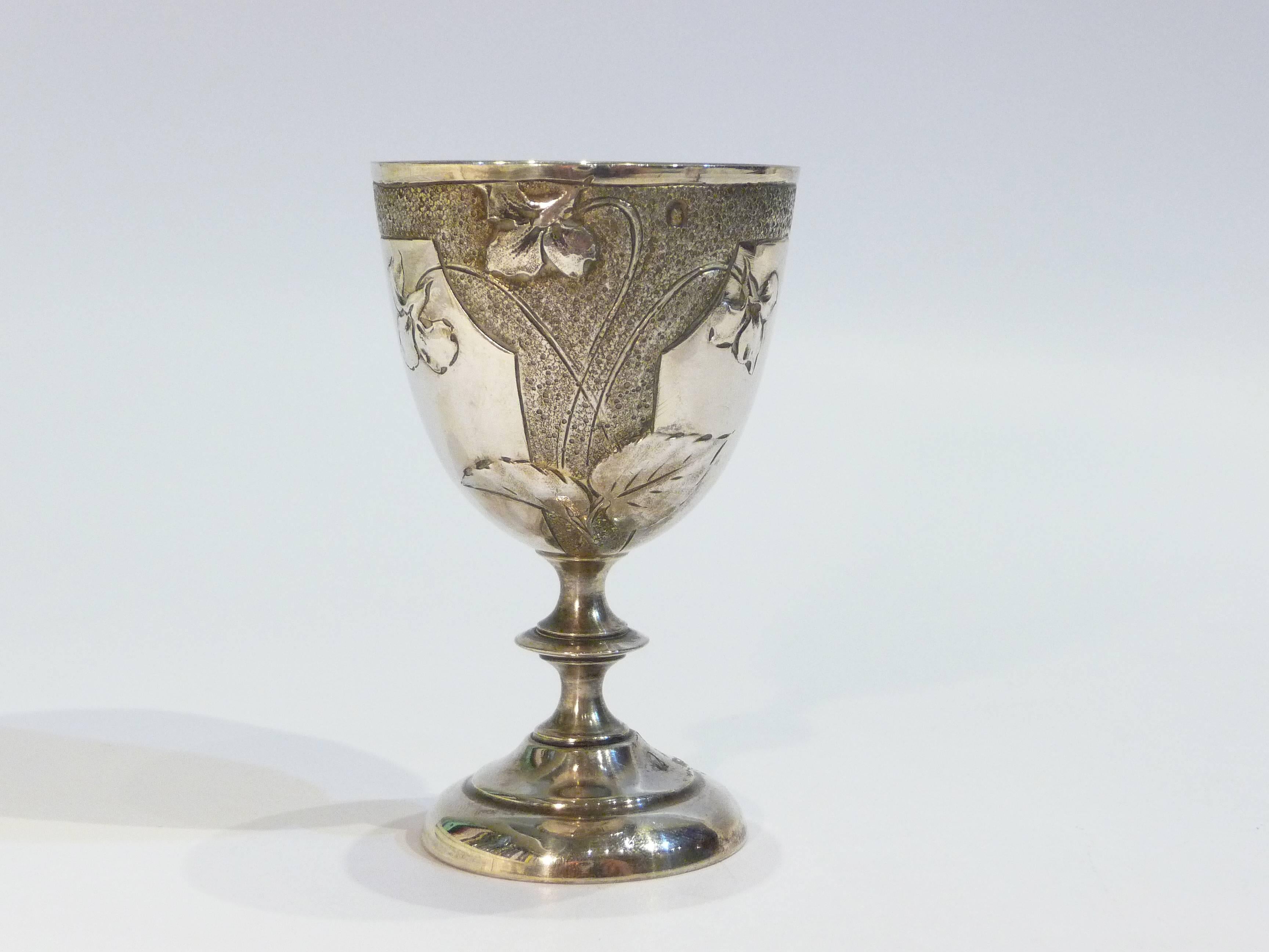 Anonymous
An Art Nouveau pair of silver egg cups, with a stylized decor
With French Minerva mark.
 
