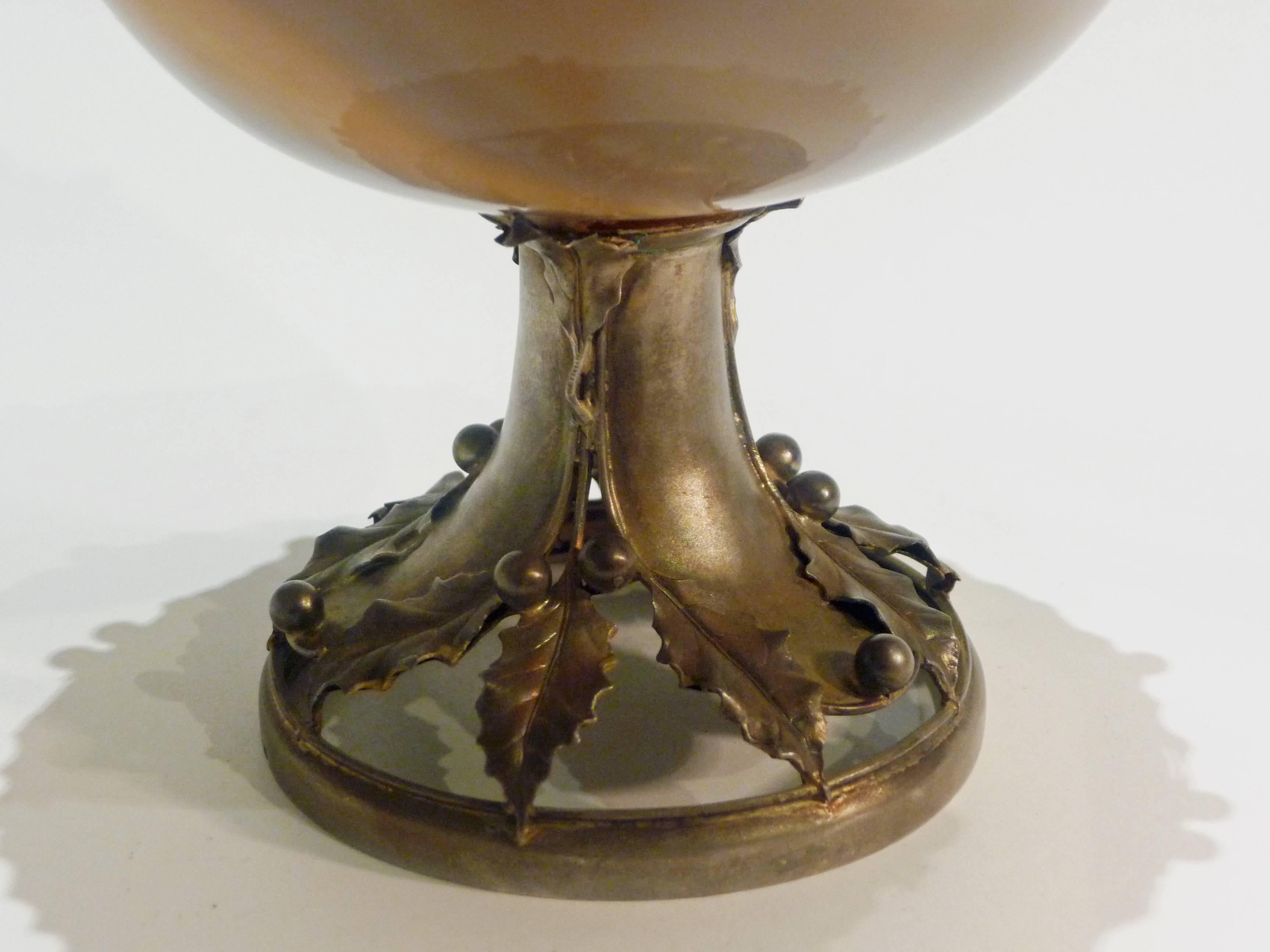 20th Century Anonymous, Art Nouveau Cup in Agate For Sale