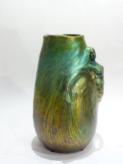 Clément Massier, Alexandre Vibert, Vase en céramique iridescente Art Nouveau, Signé