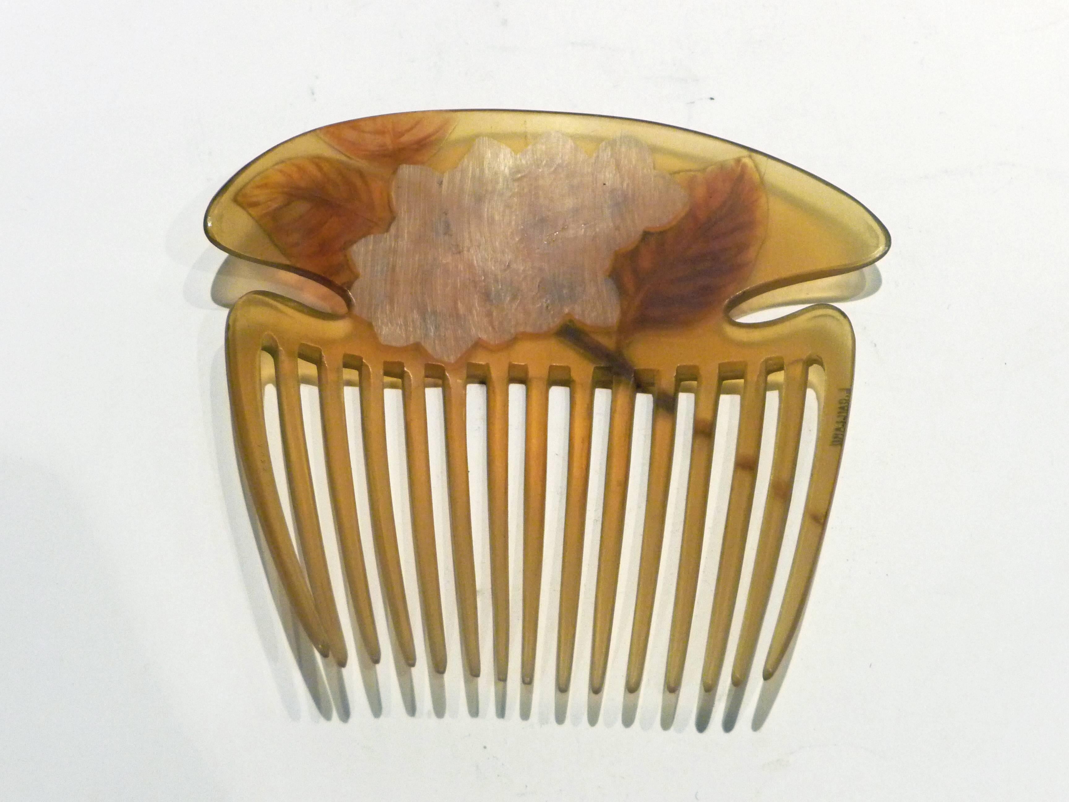 Lucien Gaillard, a Rare and Magnificient Art Nouveau Comb, Signed In Good Condition For Sale In Monte Carlo, MC