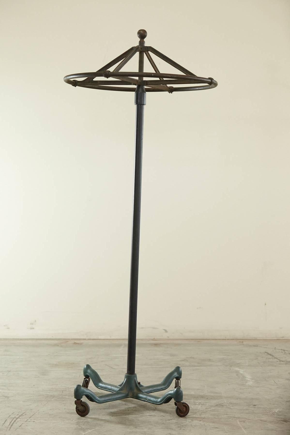 Industrial Round Top Rolling Coat Rack In Good Condition In Pau, FR