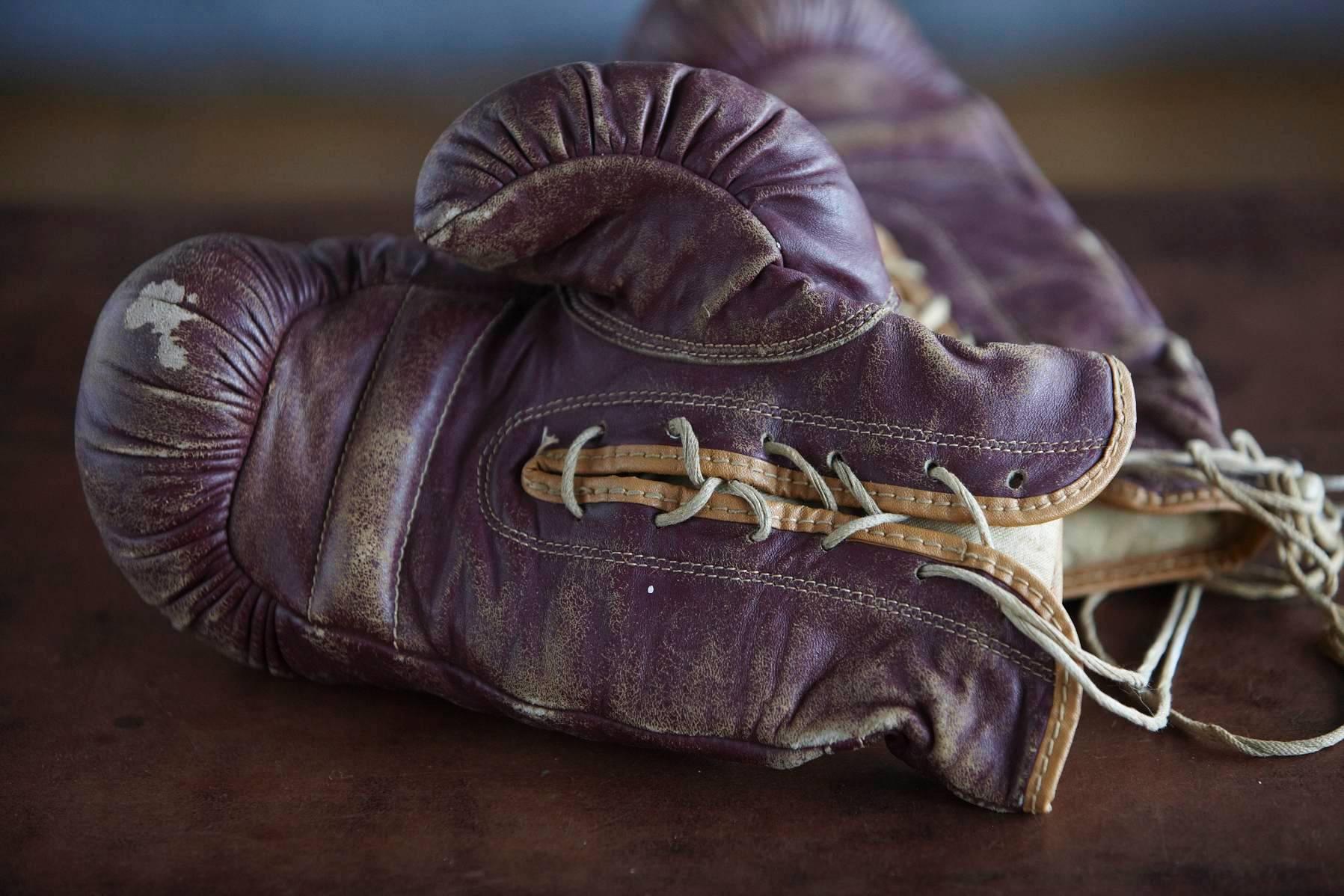 Mid-20th Century Original Leather Boxing Gloves by George a Reach Sporting Company, 1930s