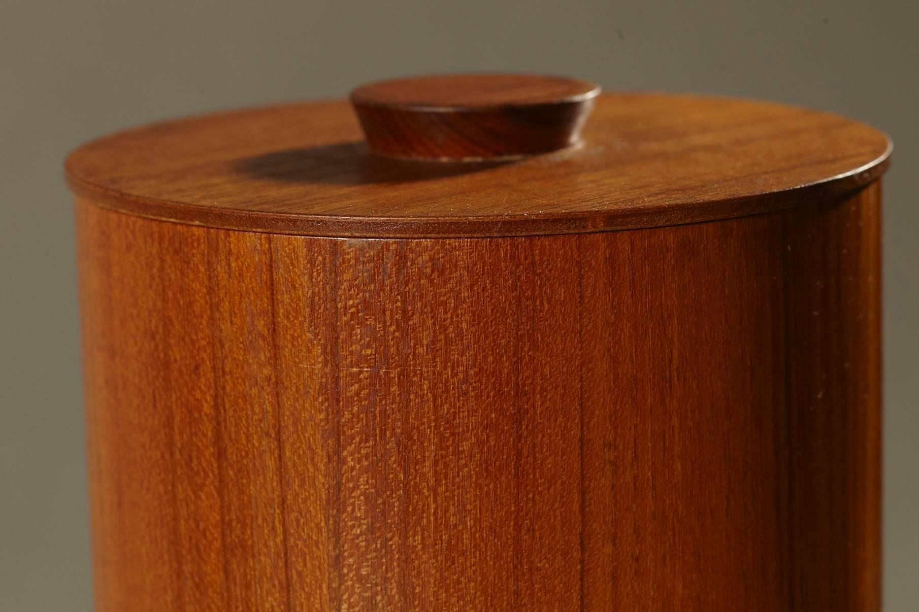 6.25”x6.25” ; no repairs // canister mid century Scandinavian design Vintage Danish modern lidded ROSEWOOD storage box Jar