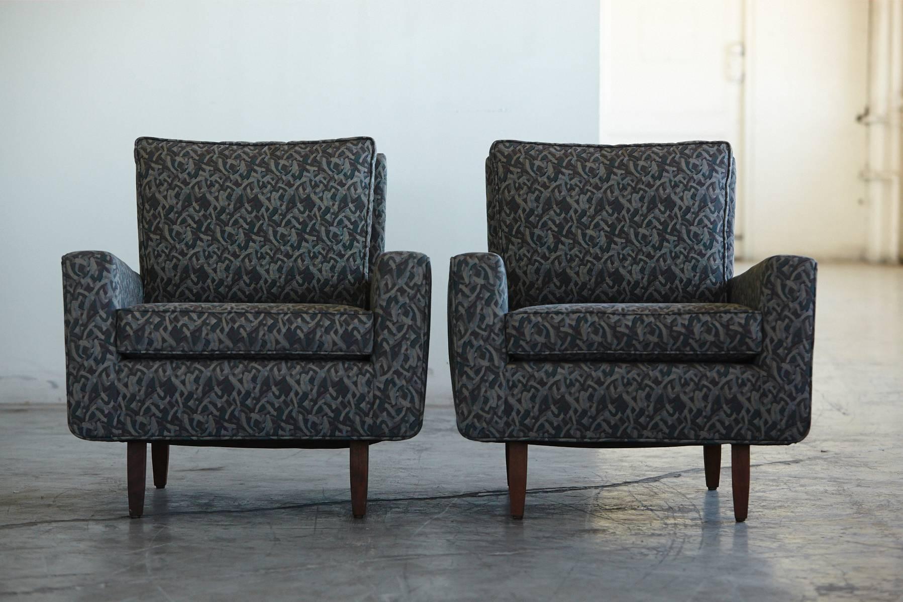 Mid-Century Modern Pair of Early Florence Knoll Lounge Chairs from 1967, Reupholstered in the 1980s