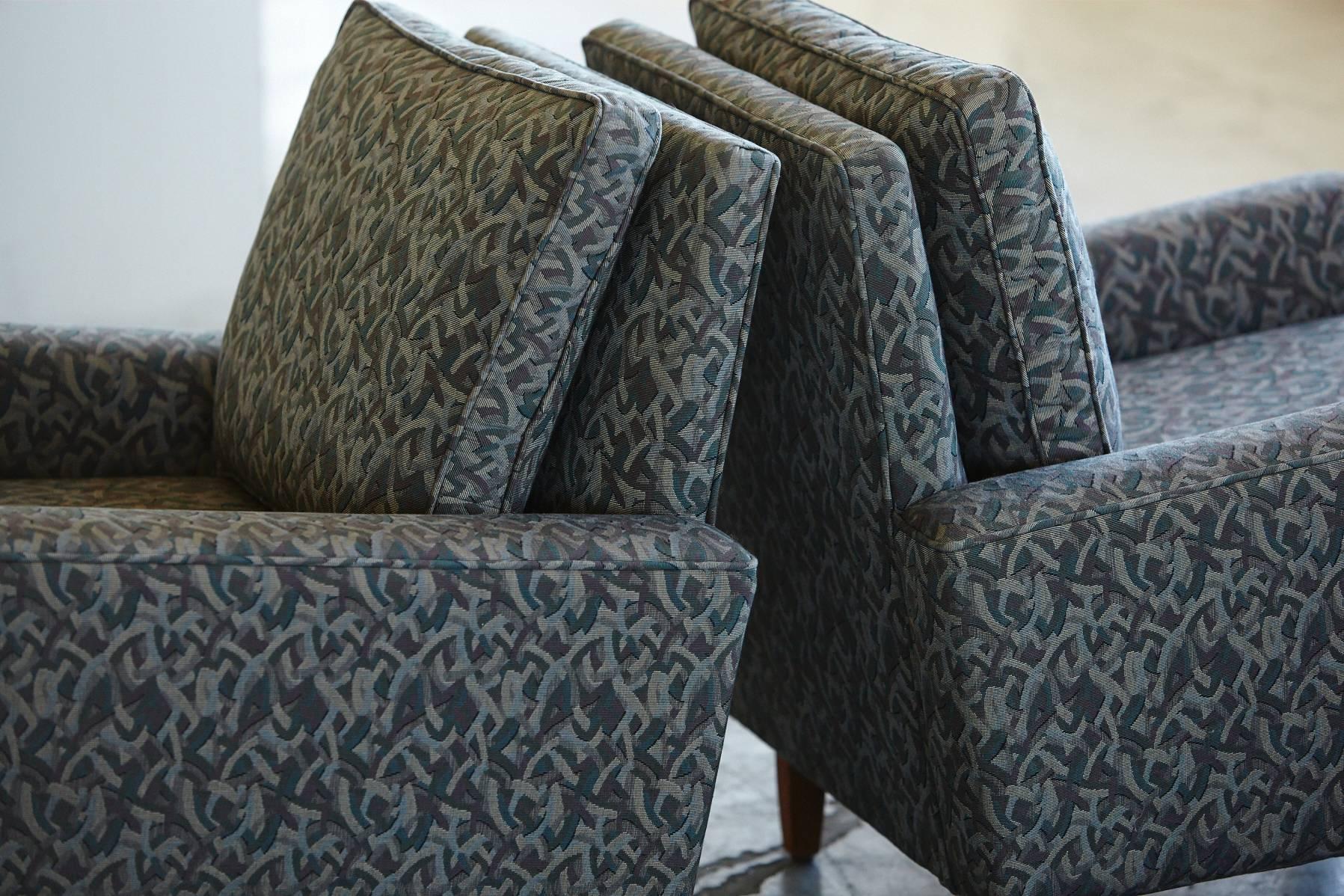 Mid-20th Century Pair of Early Florence Knoll Lounge Chairs from 1967, Reupholstered in the 1980s