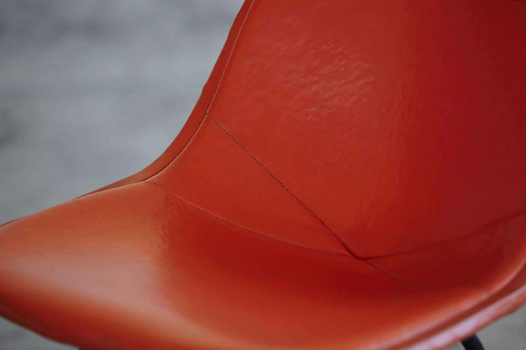 Mid-20th Century Original Eames DKX-1 Side Chair in Orange Leather for Herman Miller, 1960s For Sale
