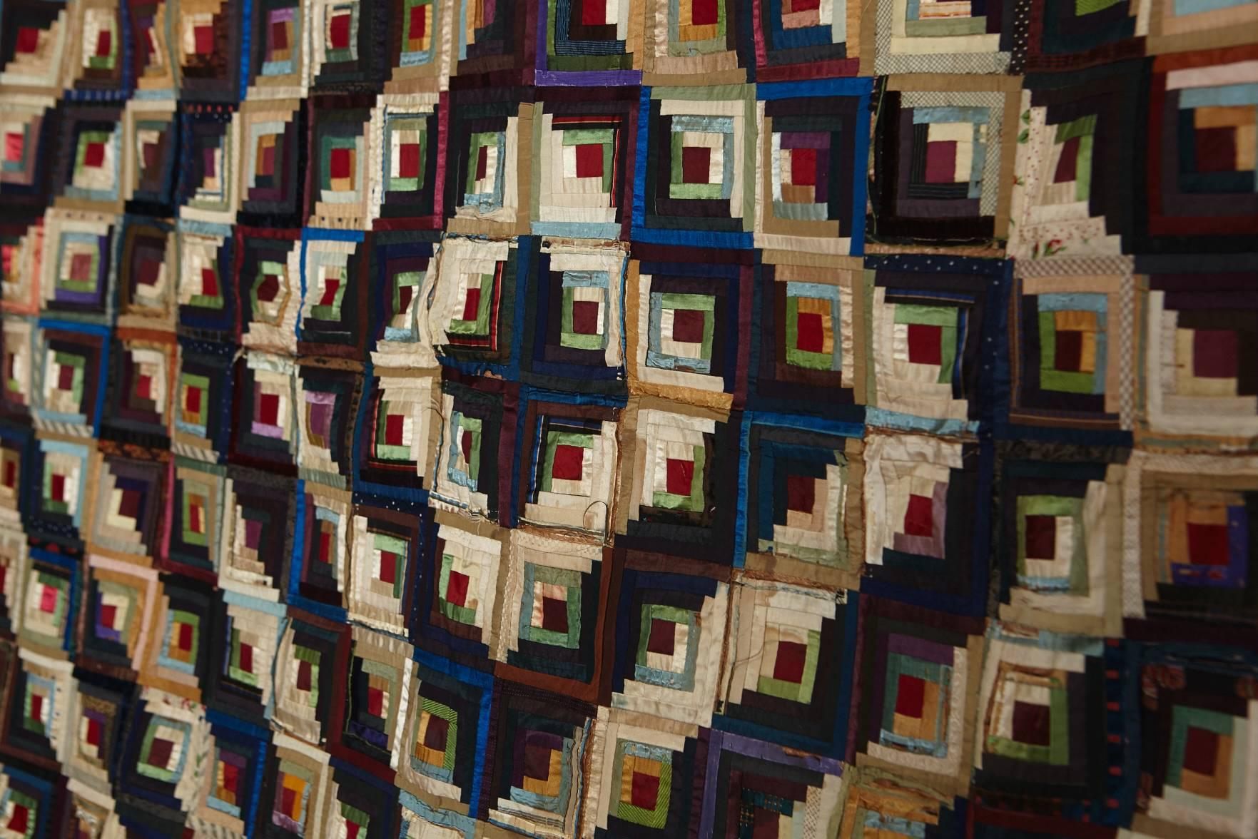 Irish Antique Log Cabin Barn Raising Pieced Silk Quilt