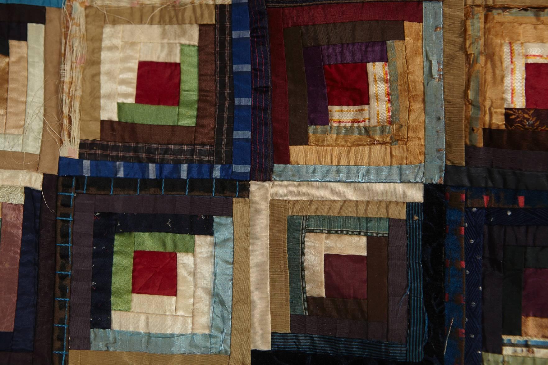 Patchwork Antique Log Cabin Barn Raising Pieced Silk Quilt