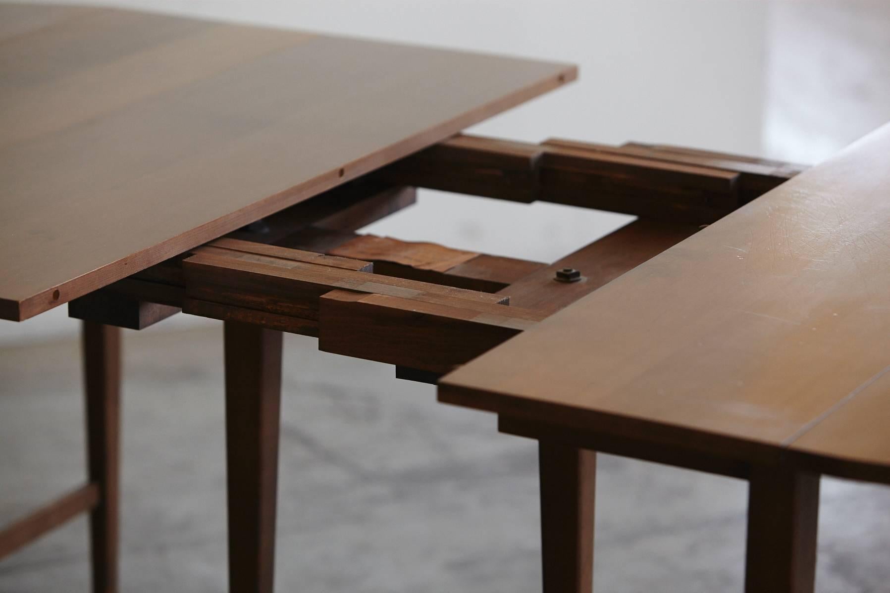 Mid-20th Century Extendable Drop-Leaf Maple Dining Table by Paul McCobb for Planner Group