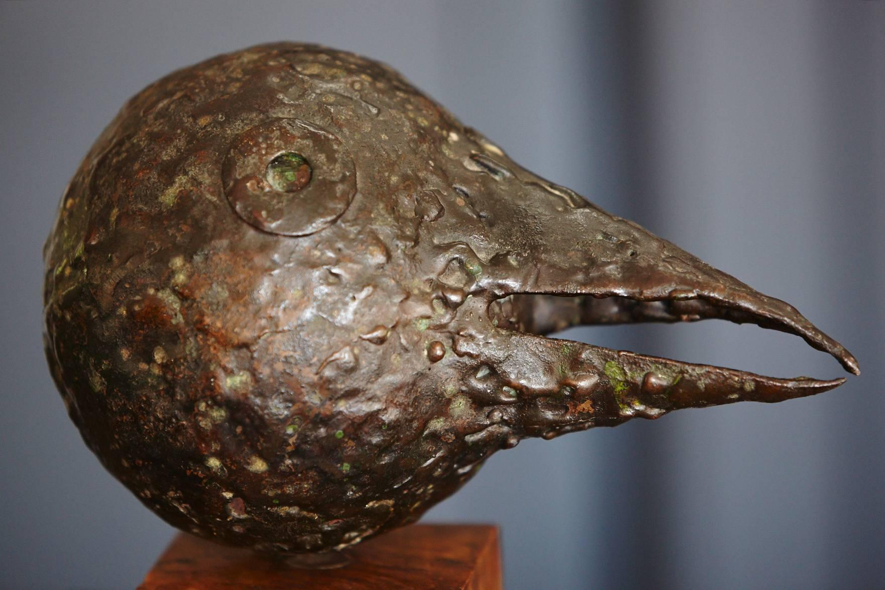 Brutalist Style Bronze Sculpture Black Bird with Long Beak In Good Condition In Pau, FR