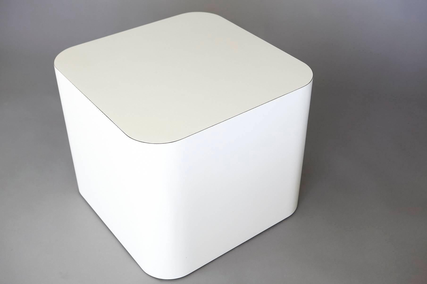 Modern Custom-Made Minimalistic White Laminate Cubic End Table or Pedestal, 1980s