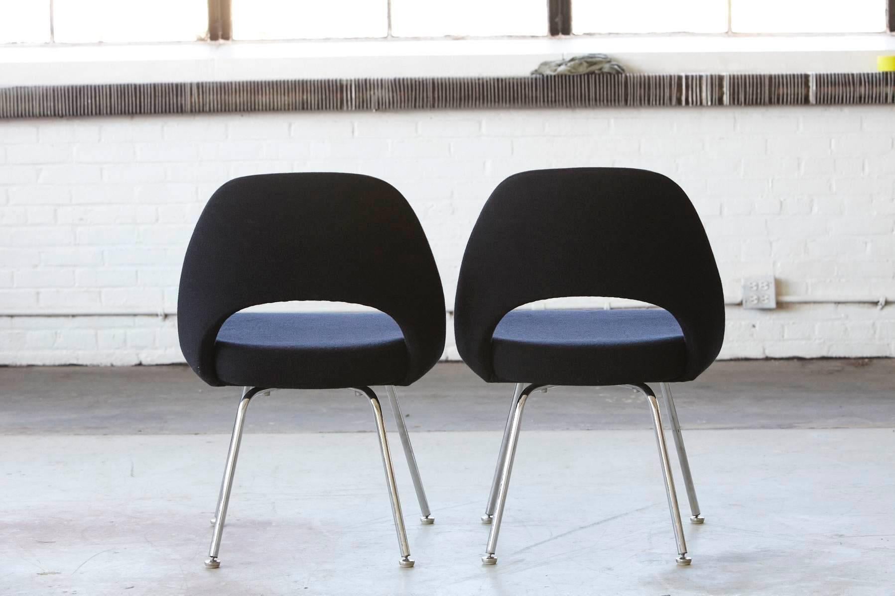 Foam Set of Six Black Eero Saarinen Series 71 Chairs for Knoll International